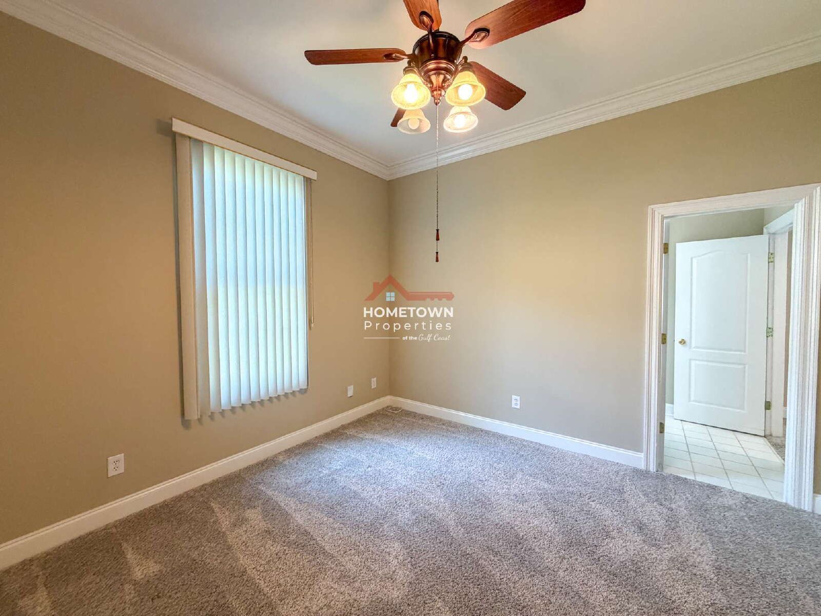 Charming Gulf Breeze Oasis: 3-Bedroom Retreat with Pool property image