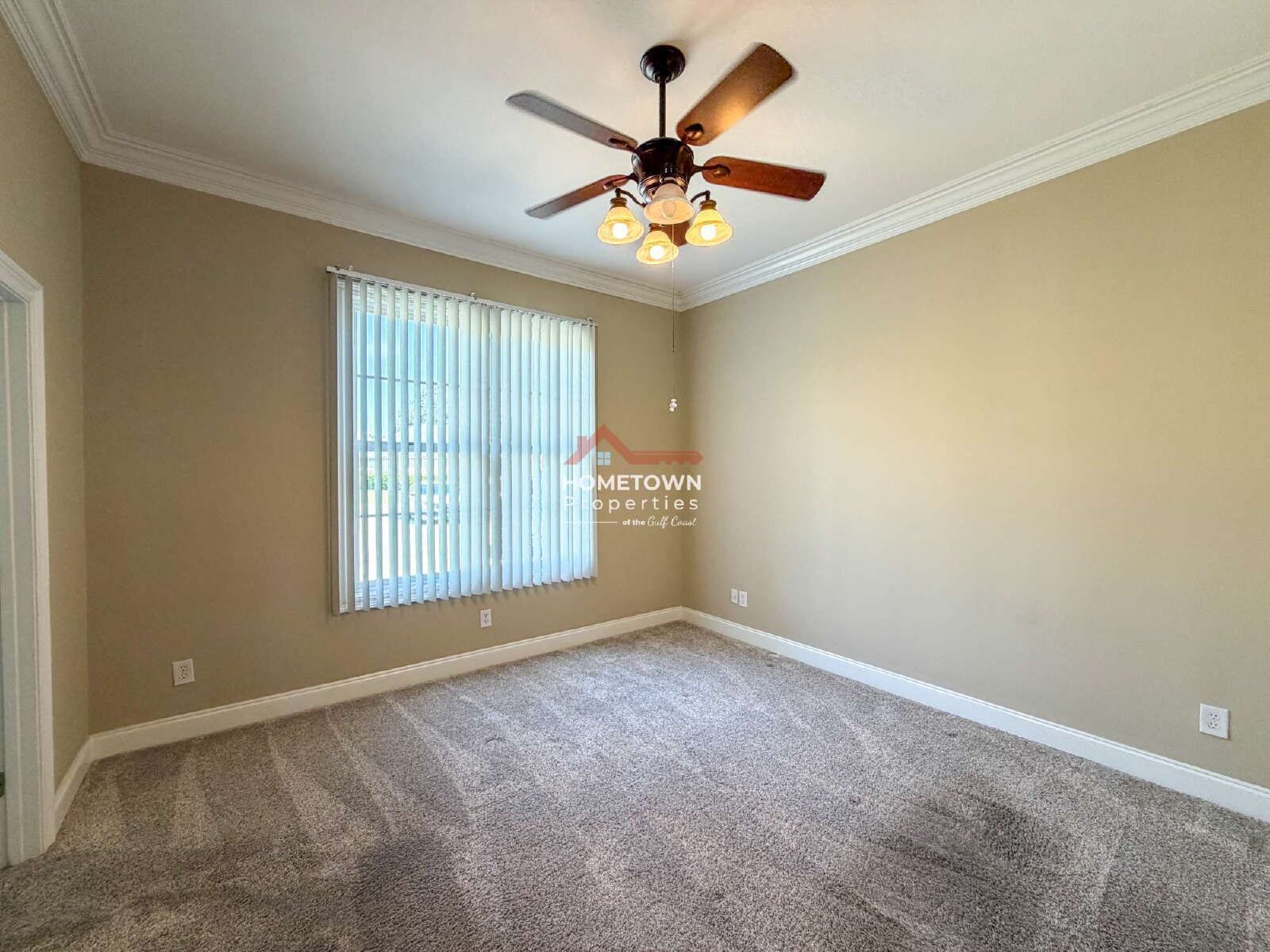 Charming Gulf Breeze Oasis: 3-Bedroom Retreat with Pool property image