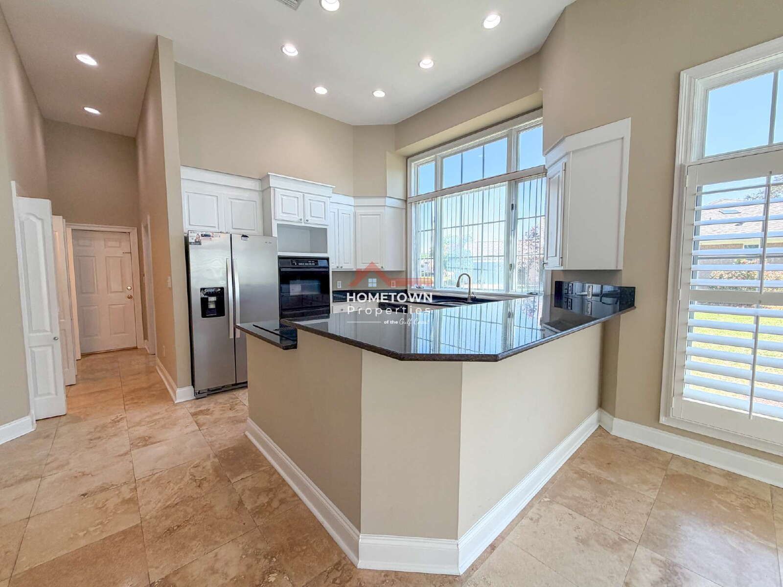 Charming Gulf Breeze Oasis: 3-Bedroom Retreat with Pool property image