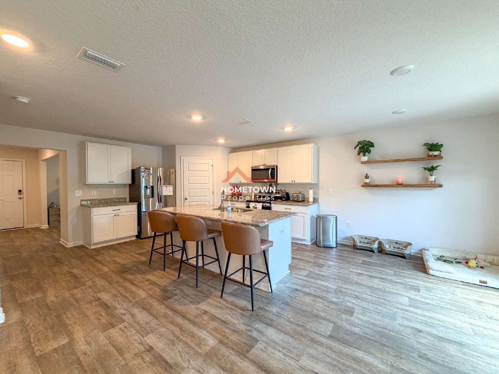 Spacious 5-Bedroom Haven with 3 Full Baths and 2,599 Sq. Ft. of Comfort in Milton, FL! property image