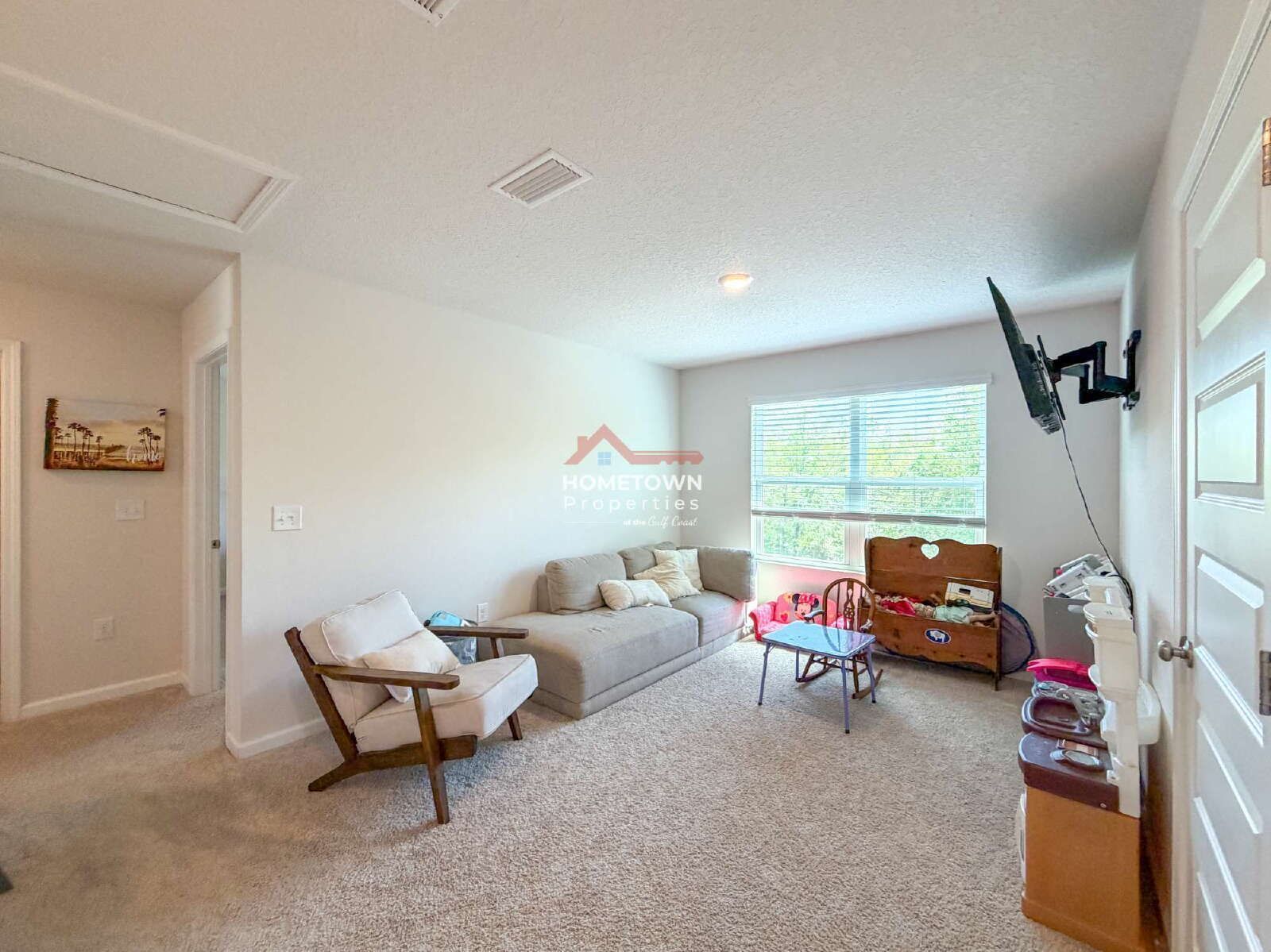 Spacious 5-Bedroom Haven with 3 Full Baths and 2,599 Sq. Ft. of Comfort in Milton, FL! property image