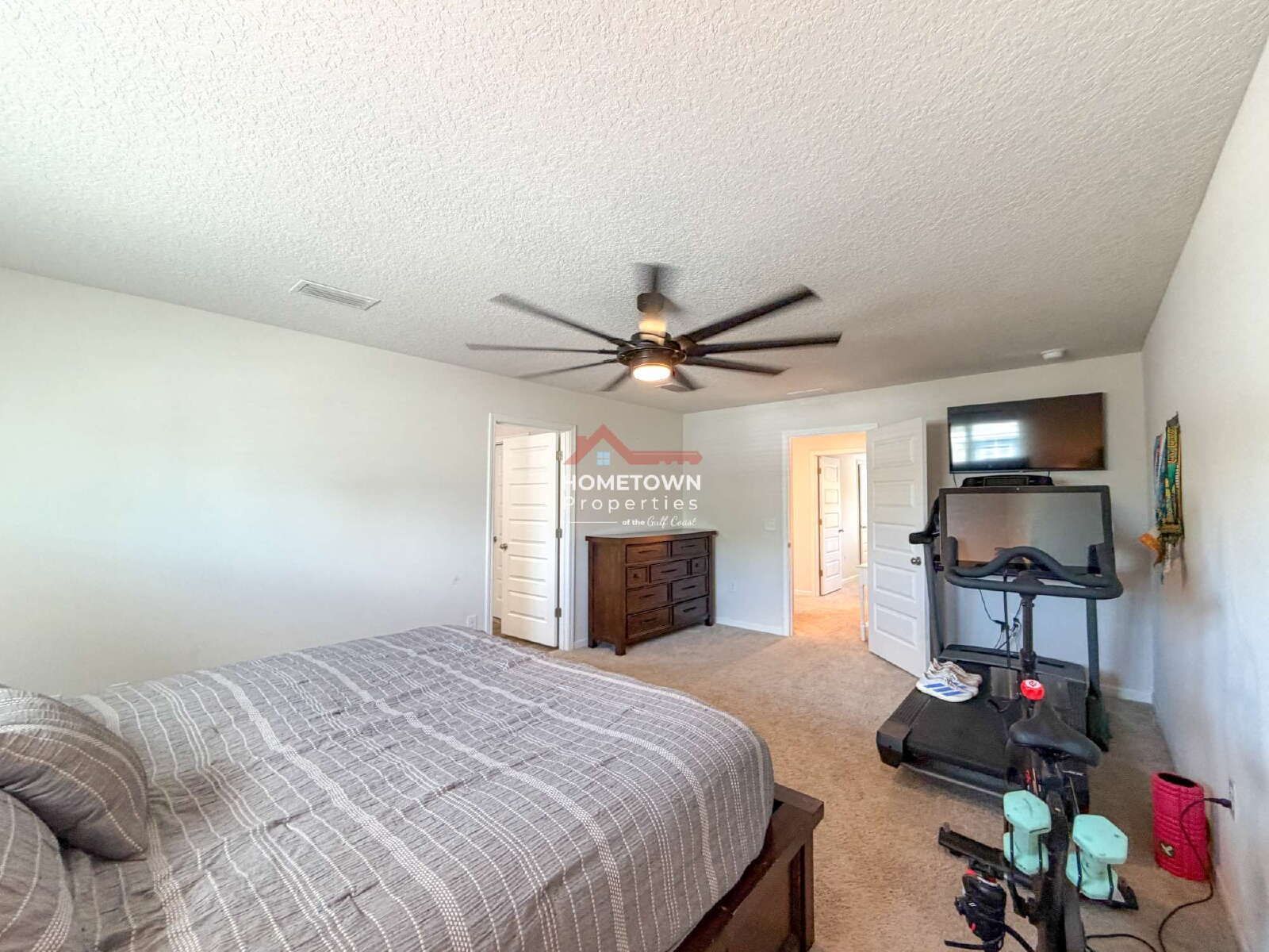 Spacious 5-Bedroom Haven with 3 Full Baths and 2,599 Sq. Ft. of Comfort in Milton, FL! property image