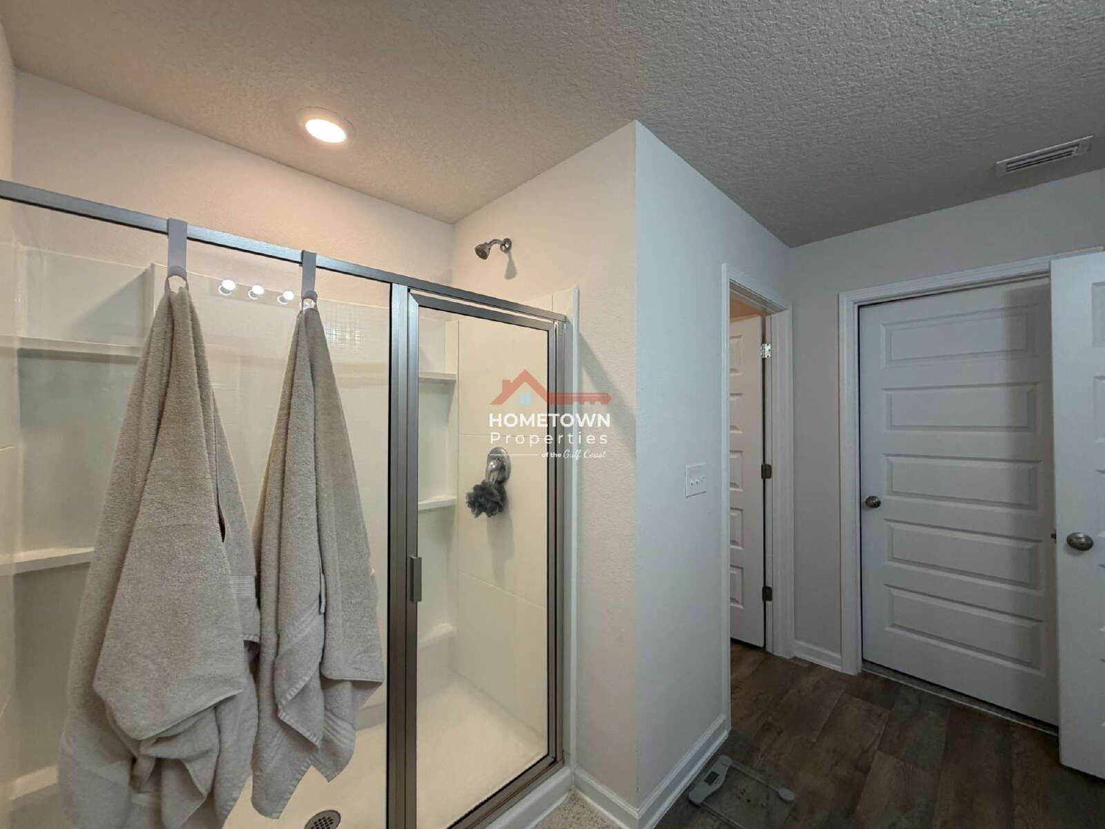 Spacious 5-Bedroom Haven with 3 Full Baths and 2,599 Sq. Ft. of Comfort in Milton, FL! property image