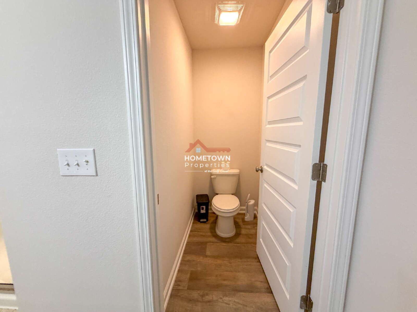 Spacious 5-Bedroom Haven with 3 Full Baths and 2,599 Sq. Ft. of Comfort in Milton, FL! property image