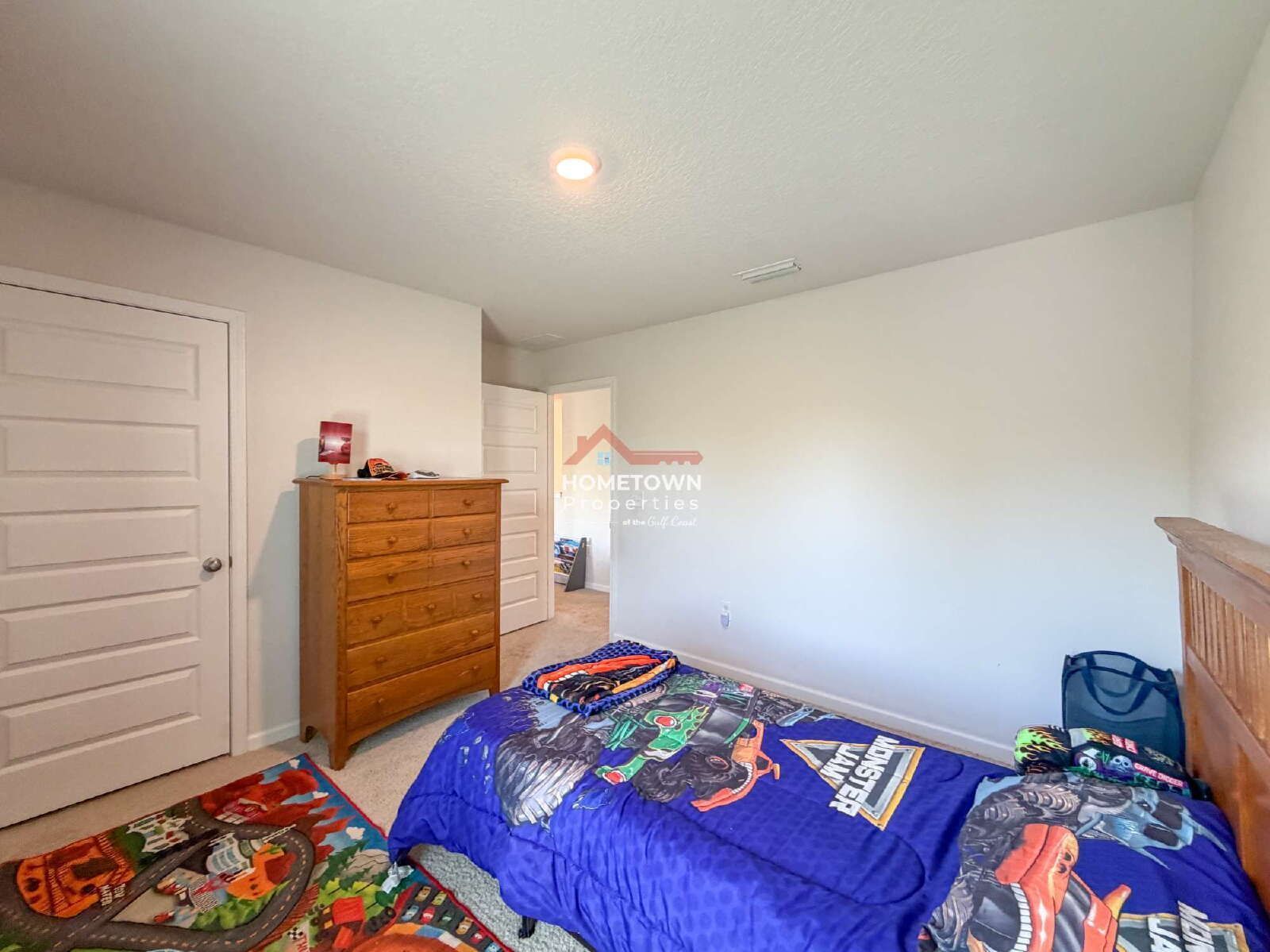 Spacious 5-Bedroom Haven with 3 Full Baths and 2,599 Sq. Ft. of Comfort in Milton, FL! property image