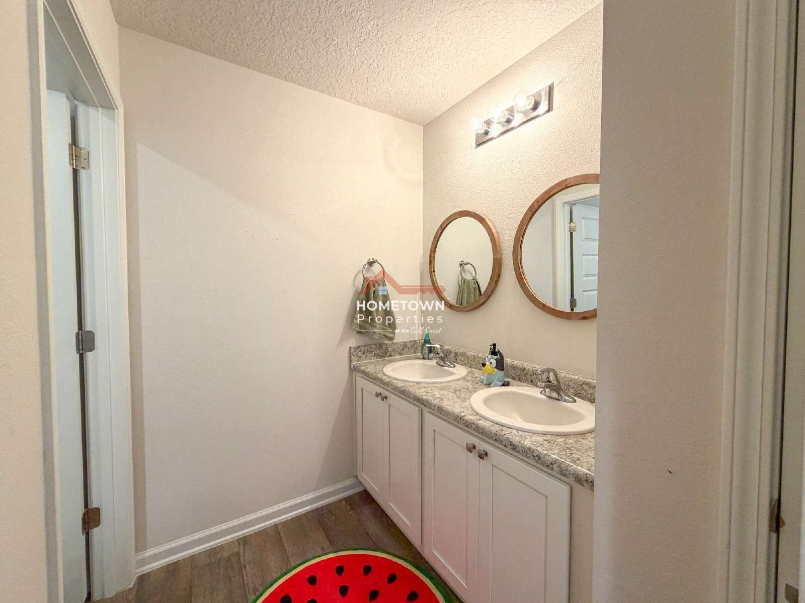 Spacious 5-Bedroom Haven with 3 Full Baths and 2,599 Sq. Ft. of Comfort in Milton, FL! property image