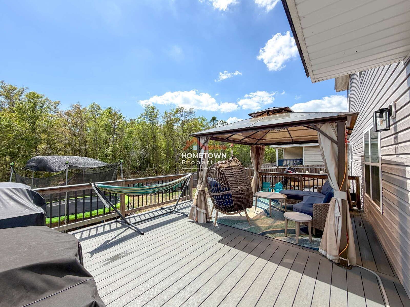 Spacious 5-Bedroom Haven with 3 Full Baths and 2,599 Sq. Ft. of Comfort in Milton, FL! property image