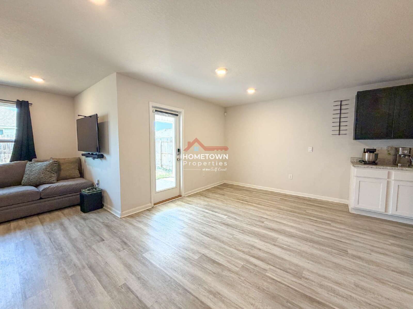 Discover Spacious Comfort: 4-Bedroom, 2-Bath Home at 4382 Redbay Court, Pace, FL! property image