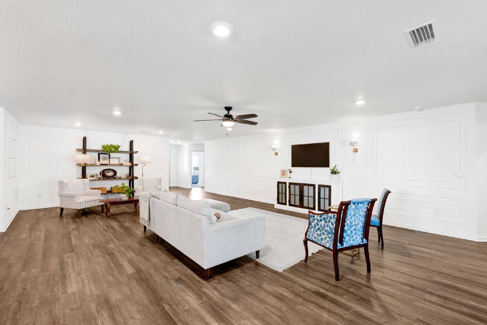 Spacious 5-Bedroom Home with Community Pool property image