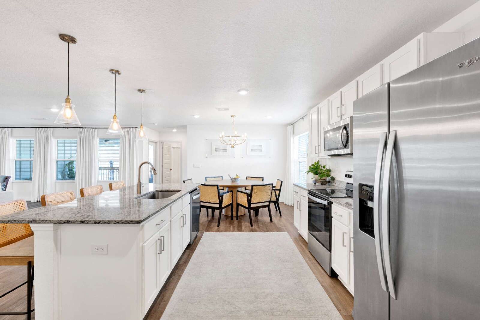 Spacious 5-Bedroom Home with Community Pool property image