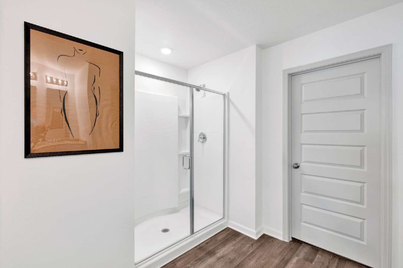 Spacious 5-Bedroom Home with Community Pool property image