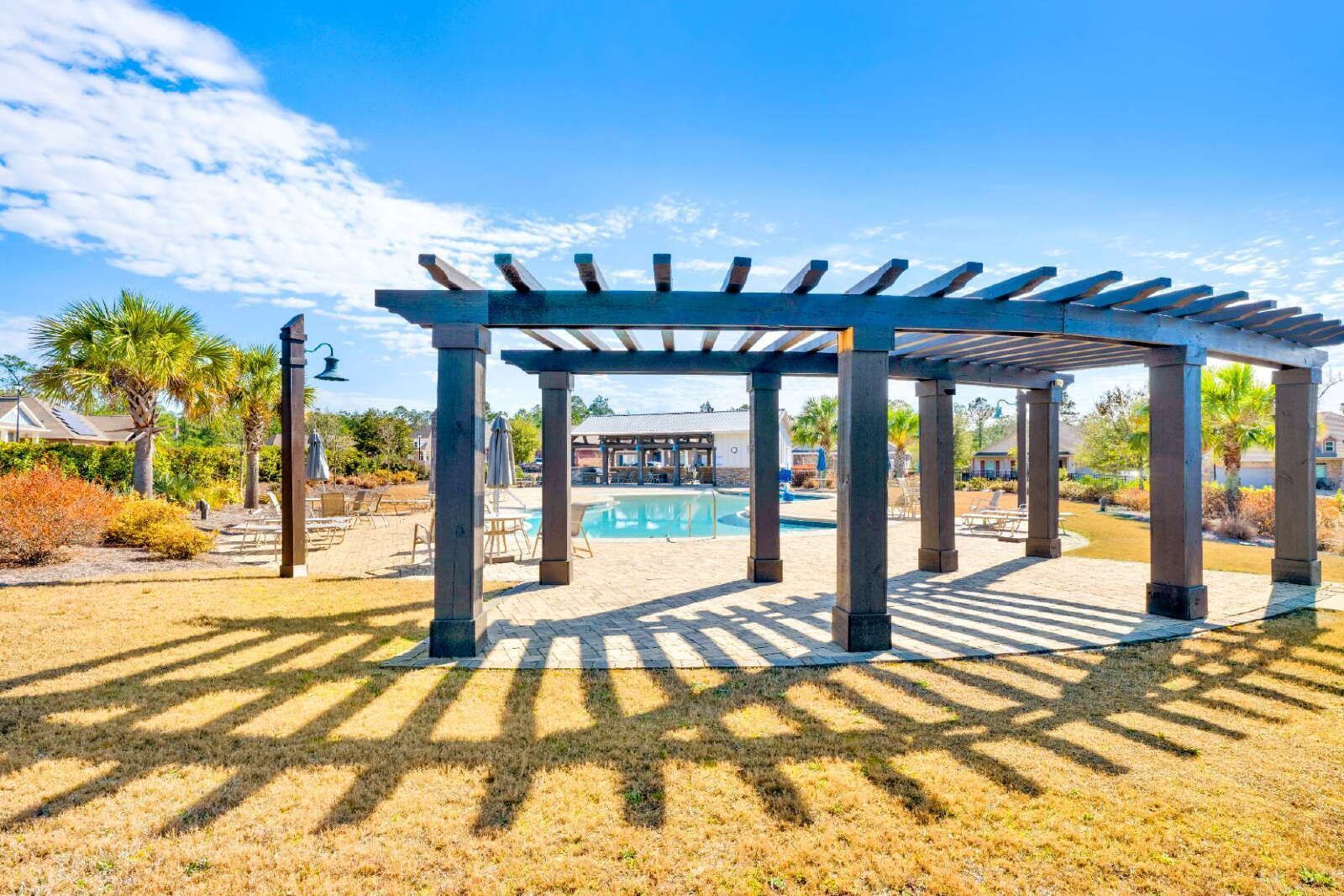 Spacious 5-Bedroom Home with Community Pool property image