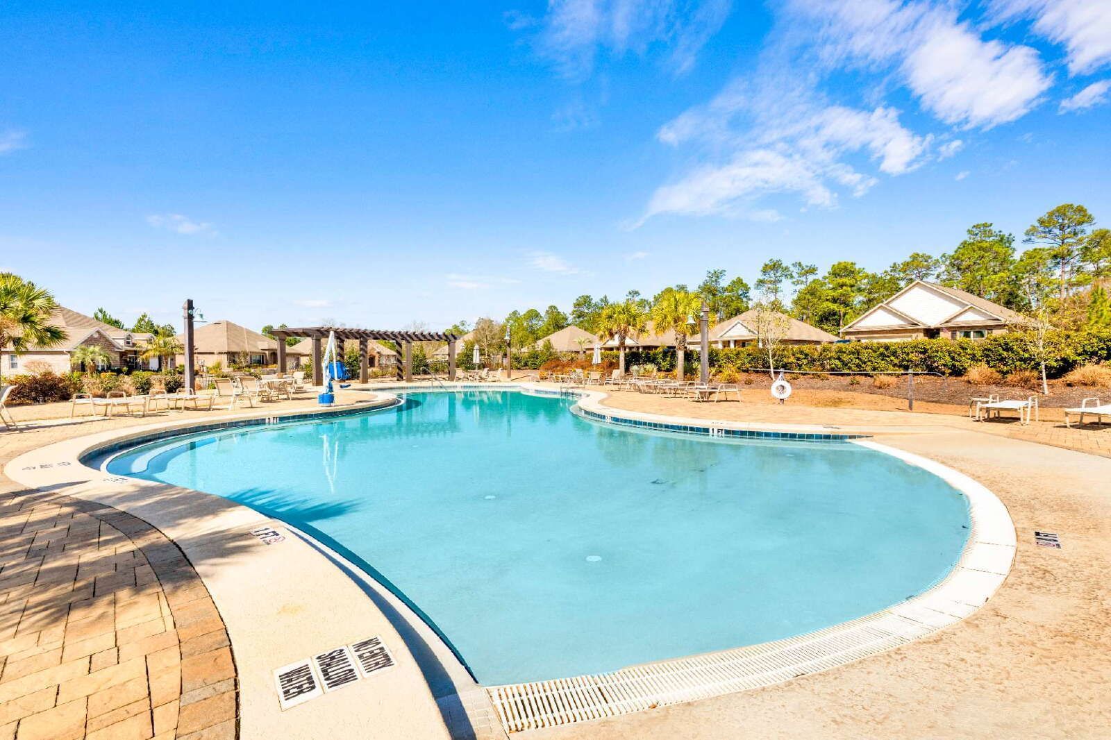 Spacious 5-Bedroom Home with Community Pool property image