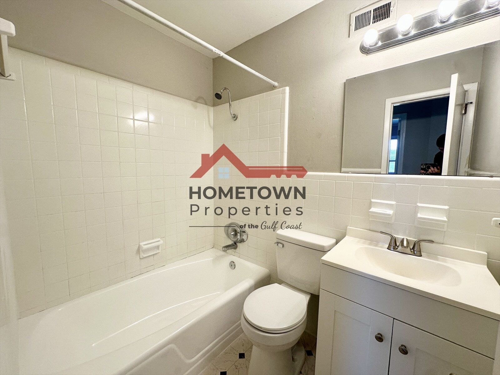 3730 Forest Glen Dr- 3 Bedroom home in Pensacola property image