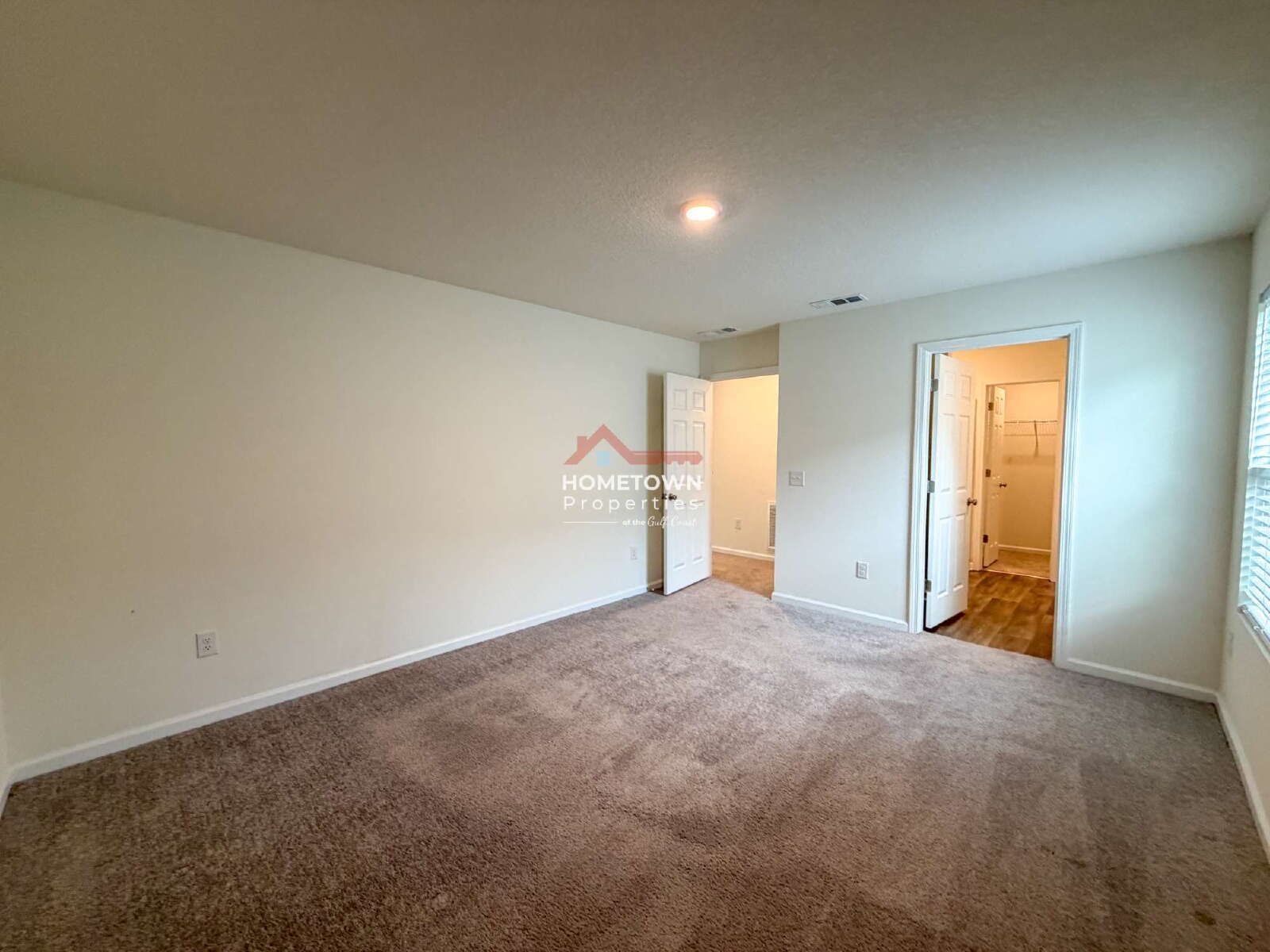 Charming 3-Bed, 2-Bath Retreat with Spacious 1,516 Sq Ft in Milton's Peaceful Neighborhood! property image