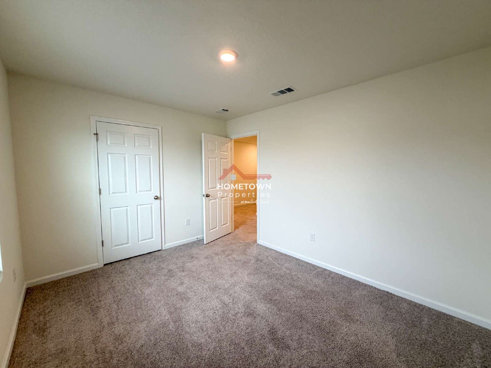 Charming 3-Bed, 2-Bath Retreat with Spacious 1,516 Sq Ft in Milton's Peaceful Neighborhood! property image