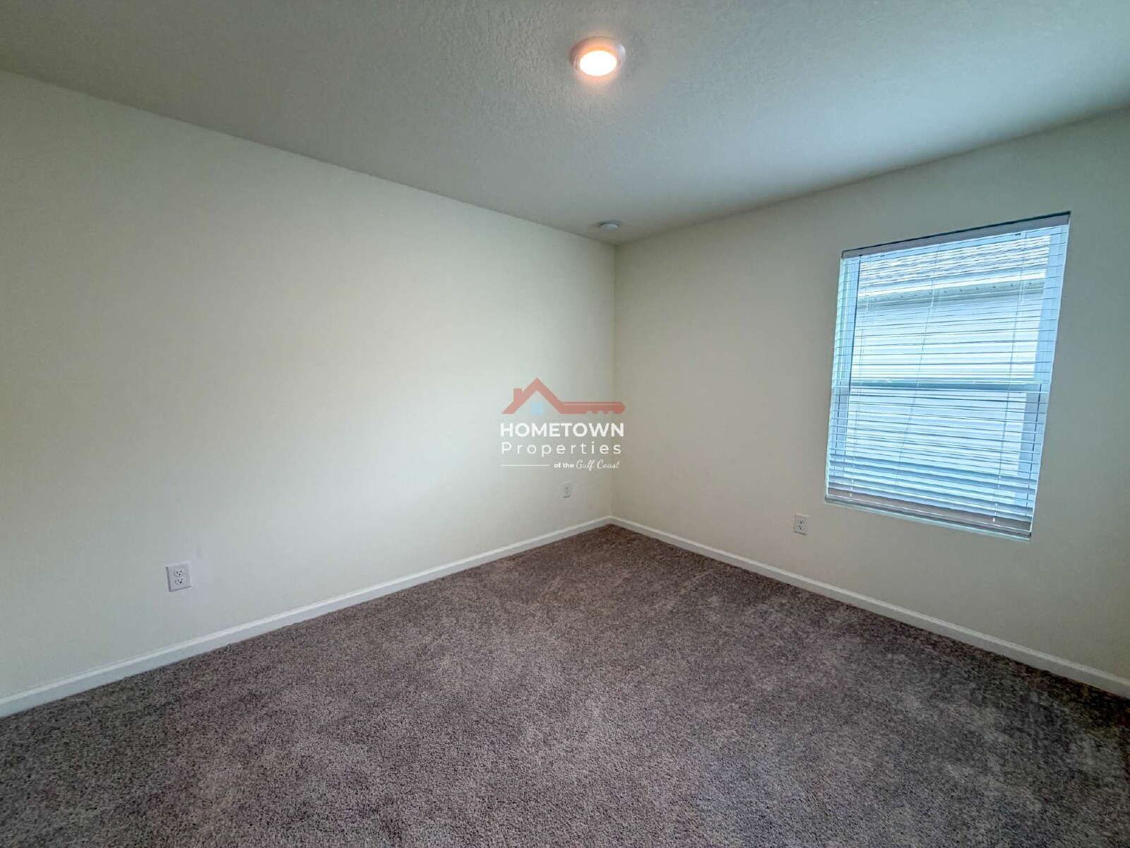 Charming 3-Bed, 2-Bath Retreat with Spacious 1,516 Sq Ft in Milton's Peaceful Neighborhood! property image