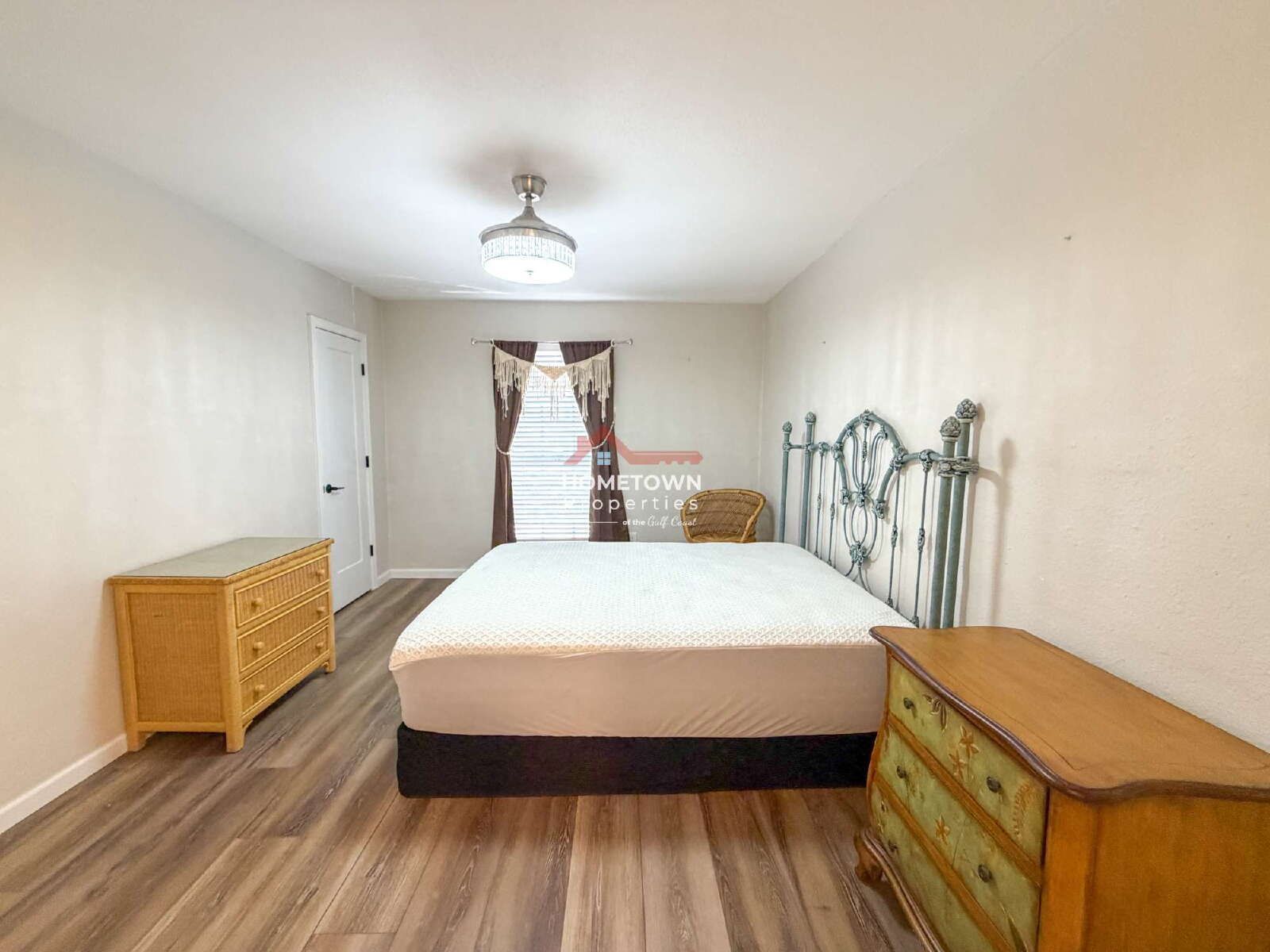 Charming 2-Bed Condo Retreat on Scenic Highway property image