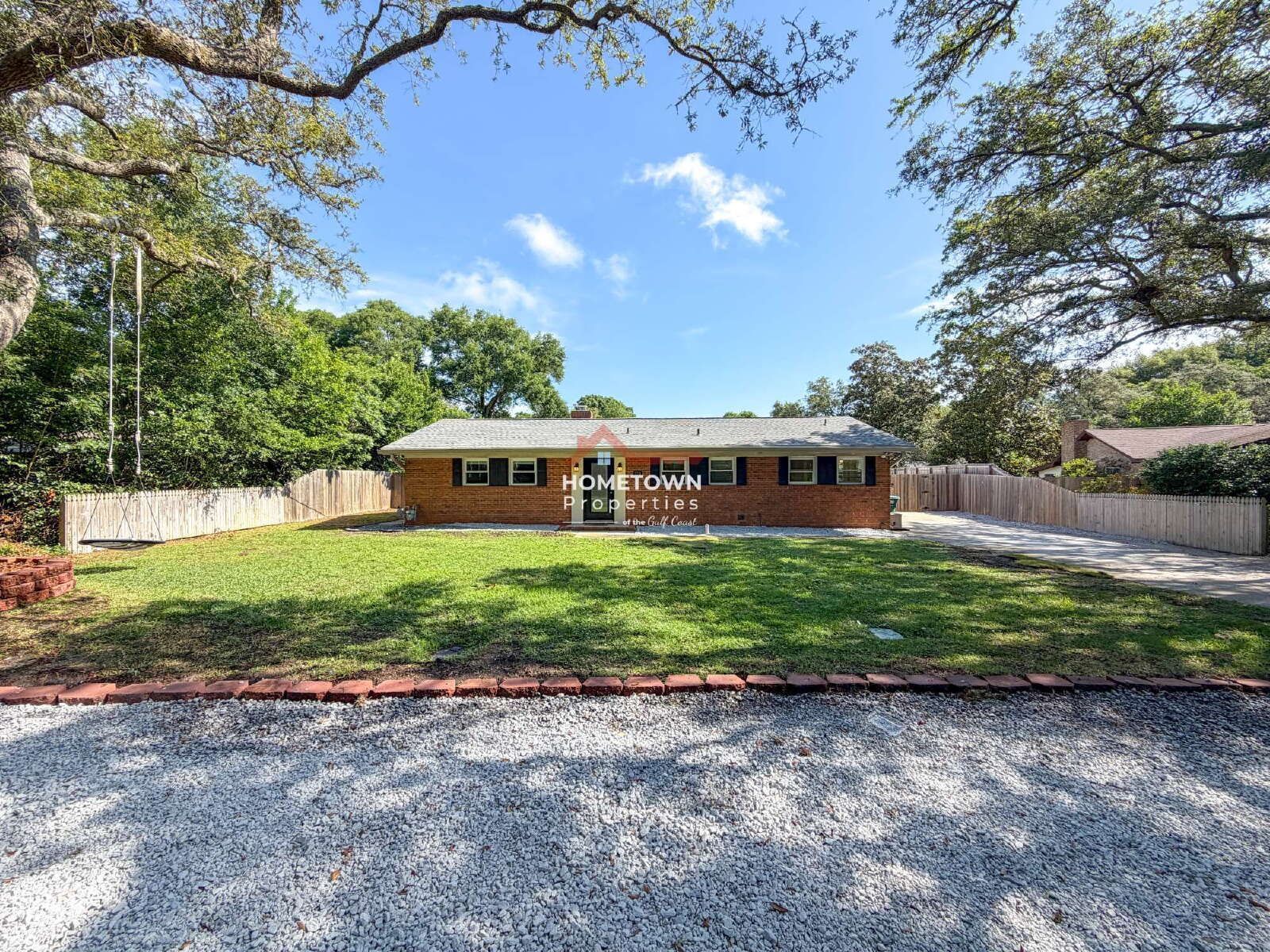 3-Bedroom Home with Sauna, Pool, & Fireplace on Cordoba Street! property image