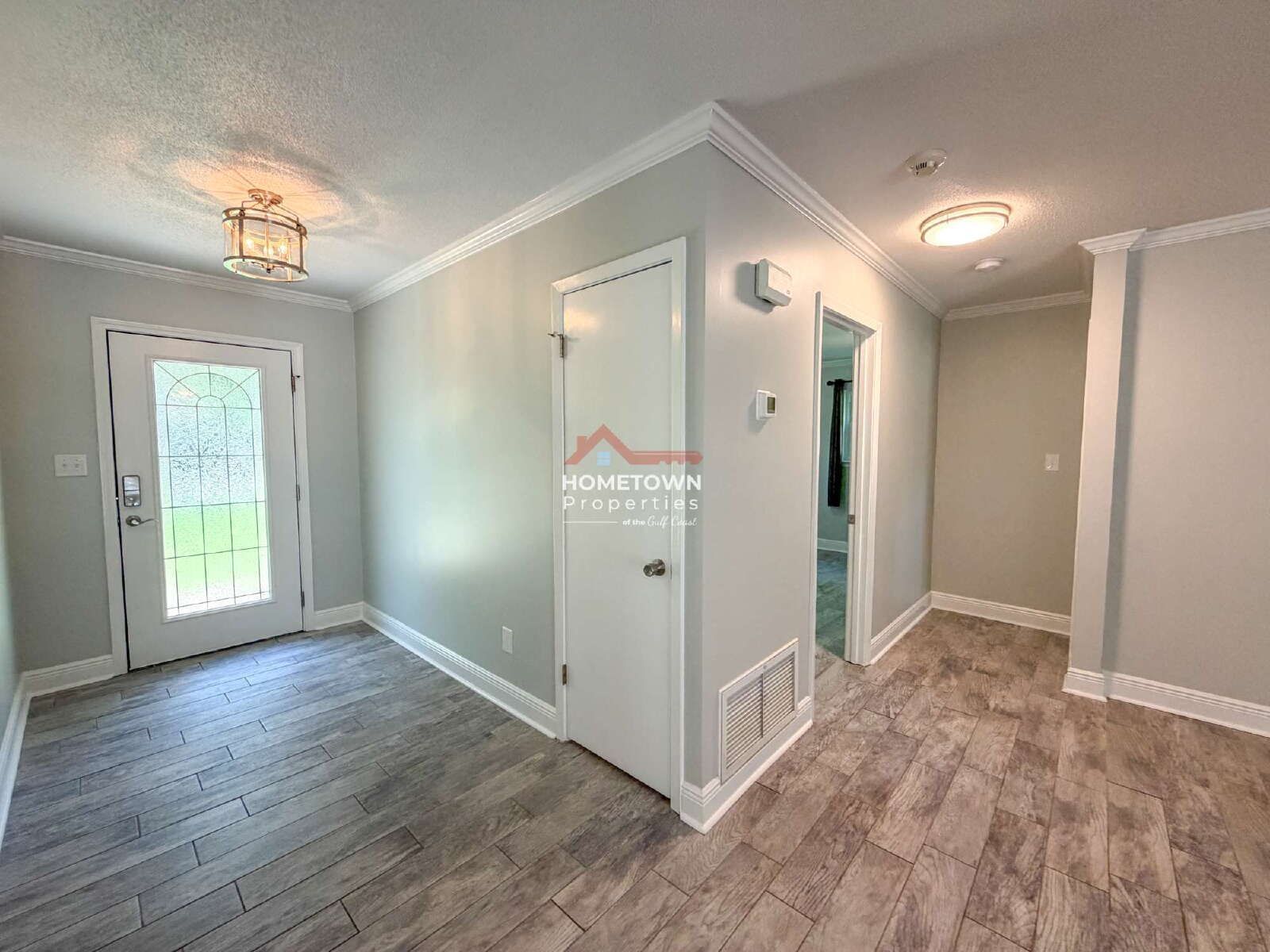 3-Bedroom Home with Sauna, Pool, & Fireplace on Cordoba Street! property image