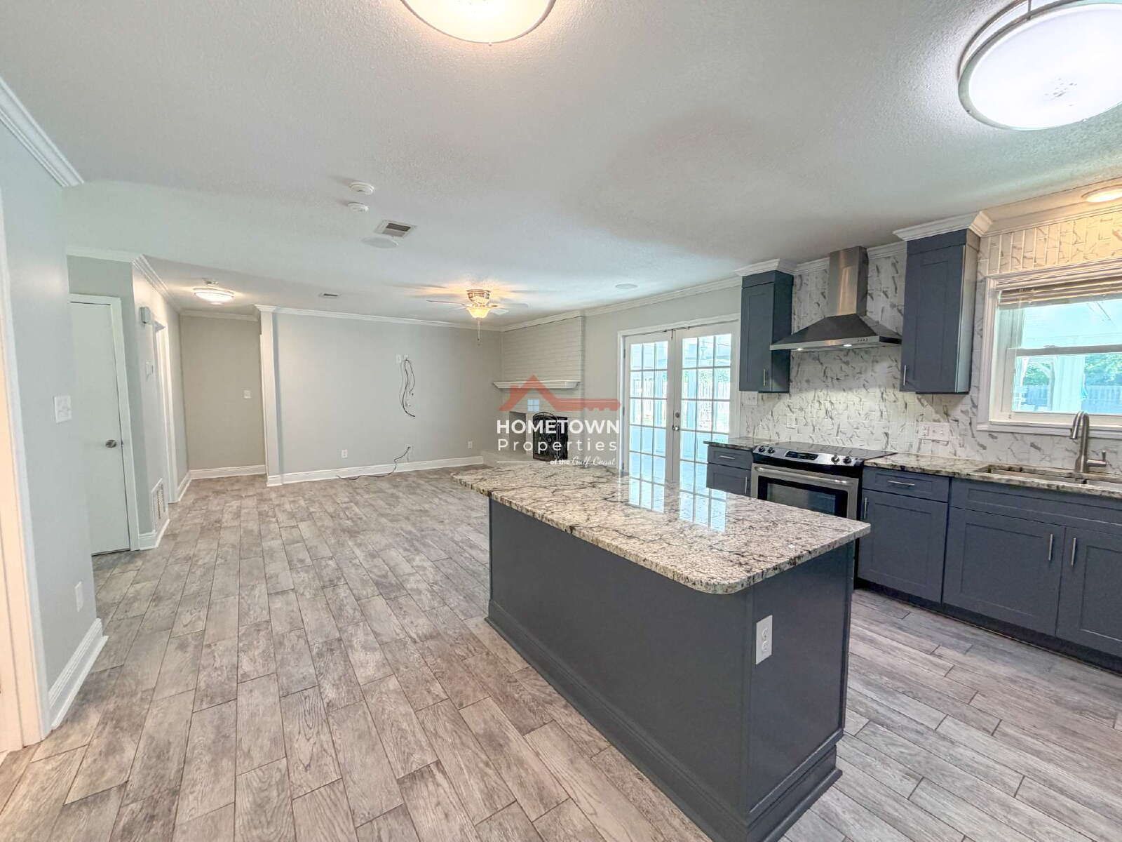 3-Bedroom Home with Sauna, Pool, & Fireplace on Cordoba Street! property image
