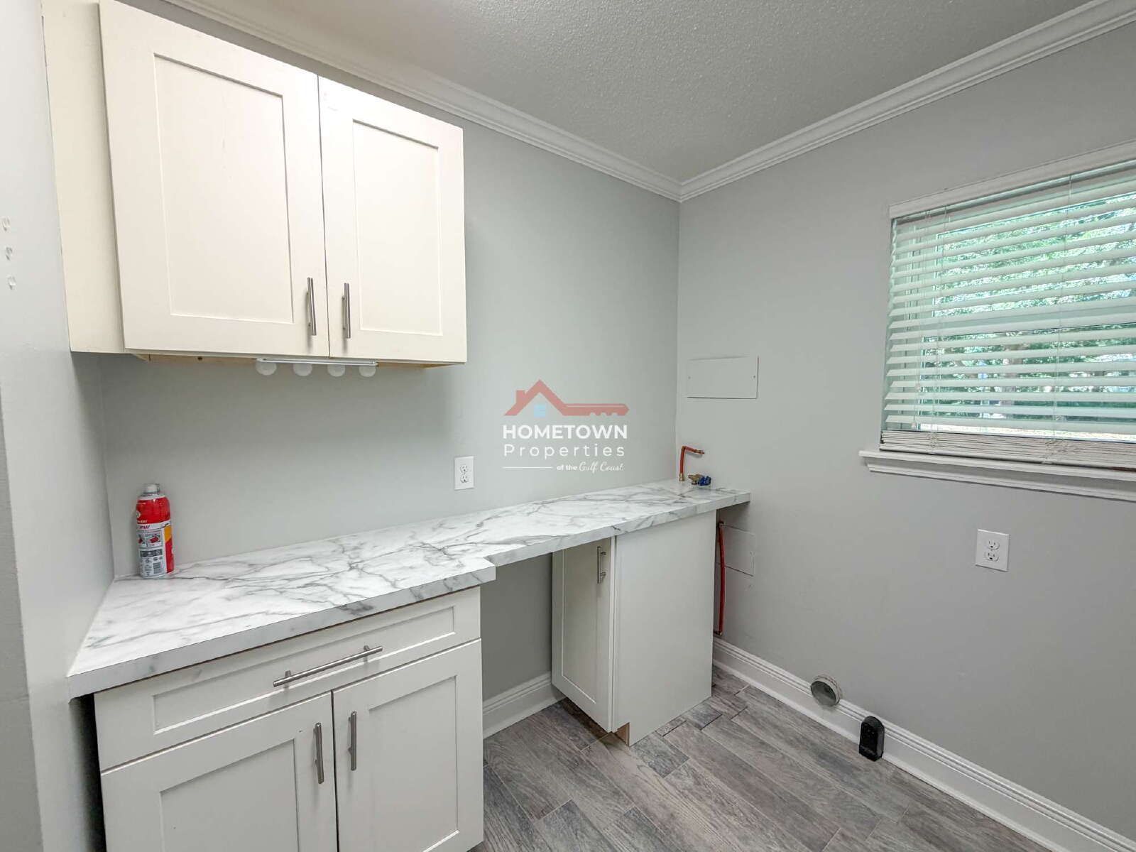 3-Bedroom Home with Sauna, Pool, & Fireplace on Cordoba Street! property image