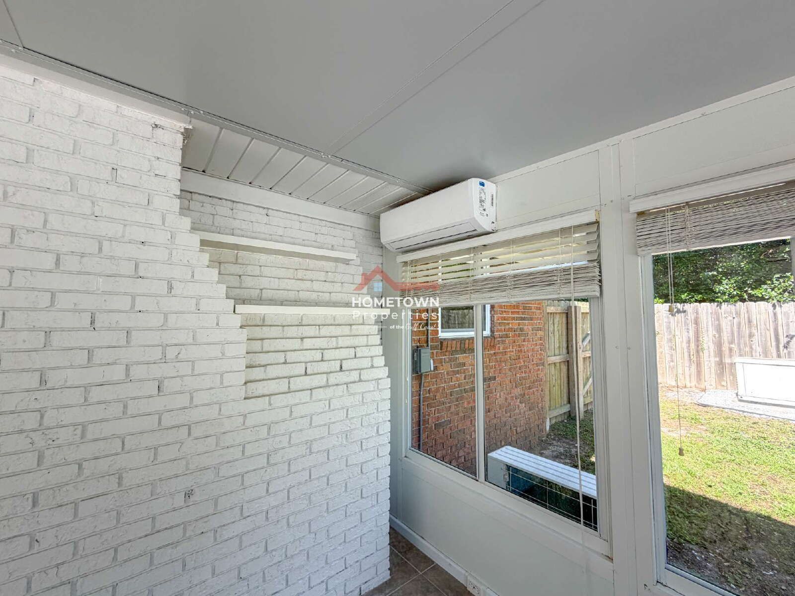 3-Bedroom Home with Sauna, Pool, & Fireplace on Cordoba Street! property image