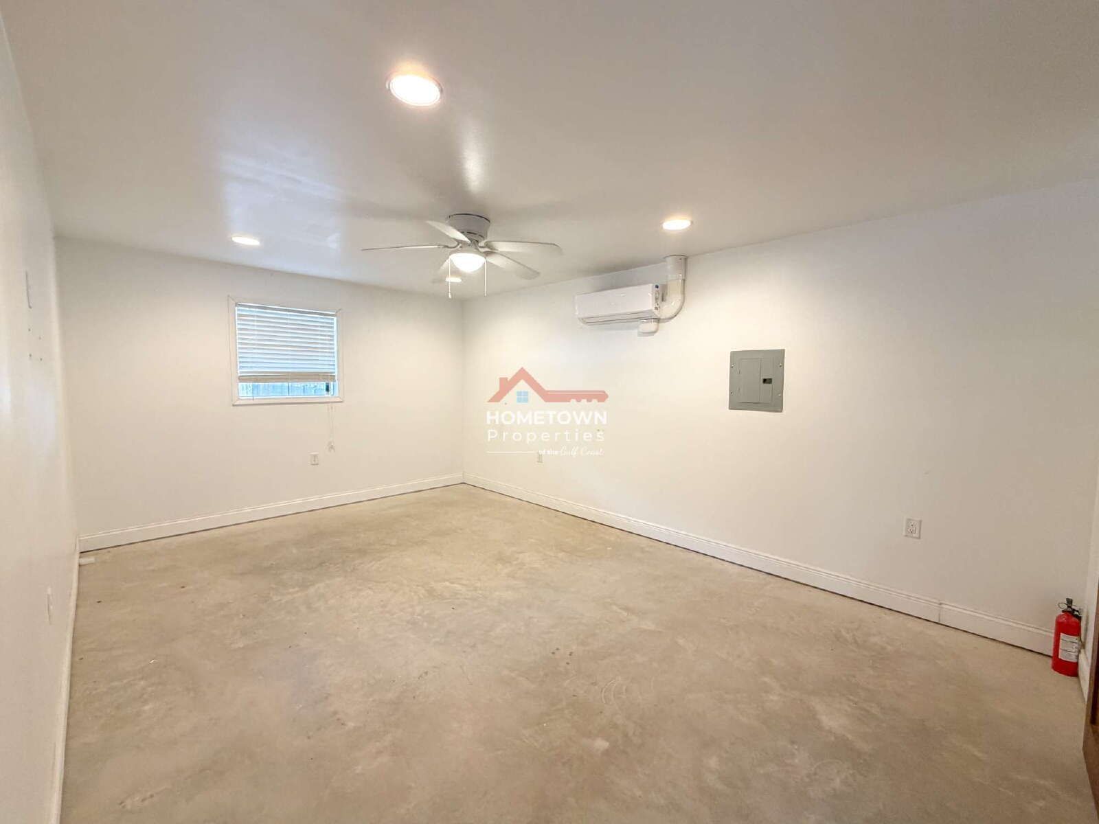 3-Bedroom Home with Sauna, Pool, & Fireplace on Cordoba Street! property image