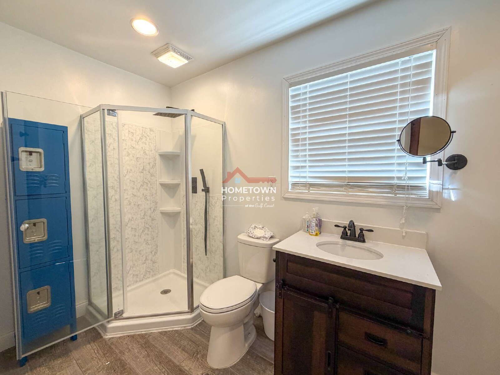 3-Bedroom Home with Sauna, Pool, & Fireplace on Cordoba Street! property image