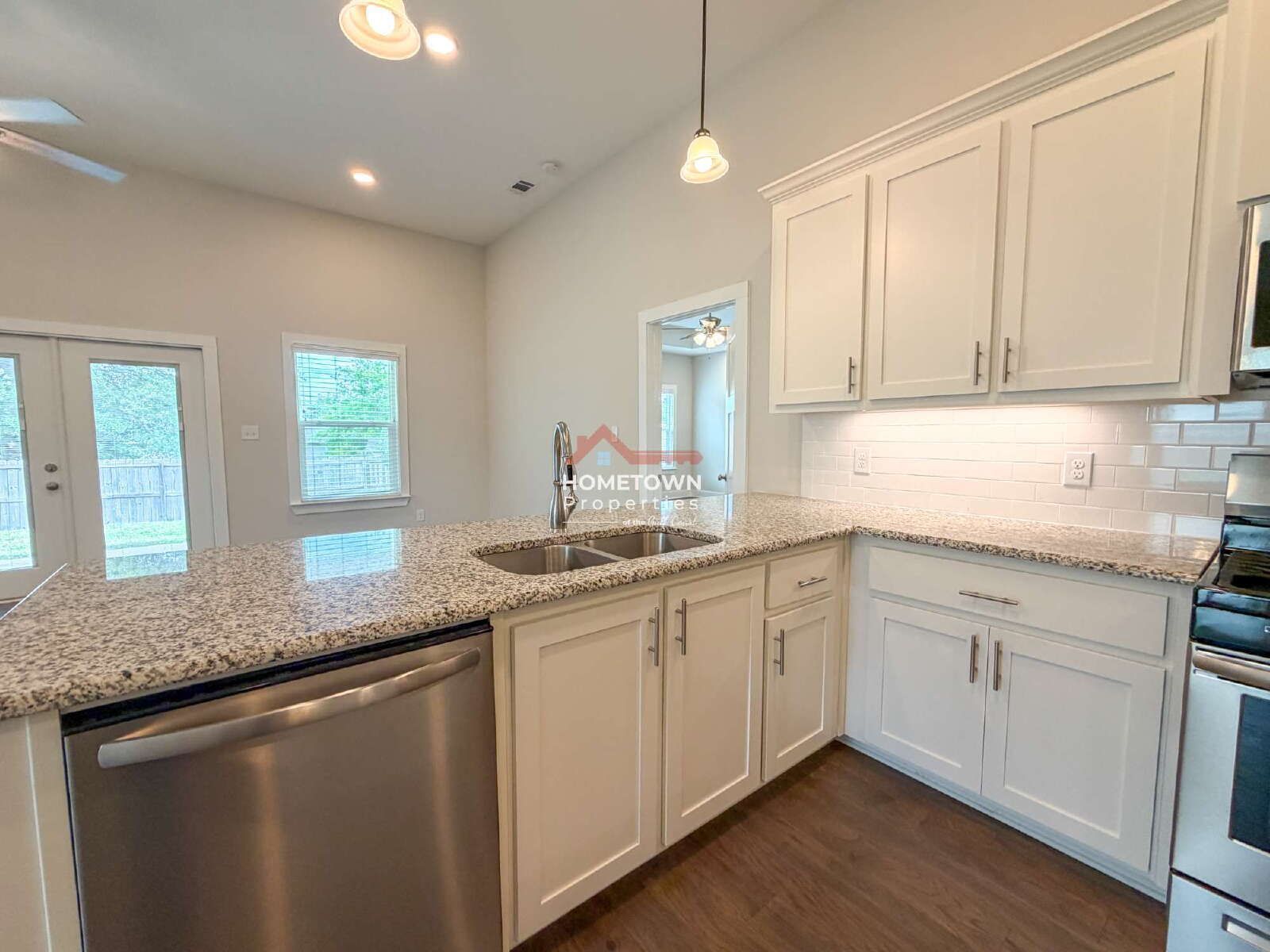 Charming 3-Bedroom Retreat with 2 Full Baths on 5841 Winifred Avenue, Pensacola – Spacious 1,720 Sq Ft Living Awaits! property image