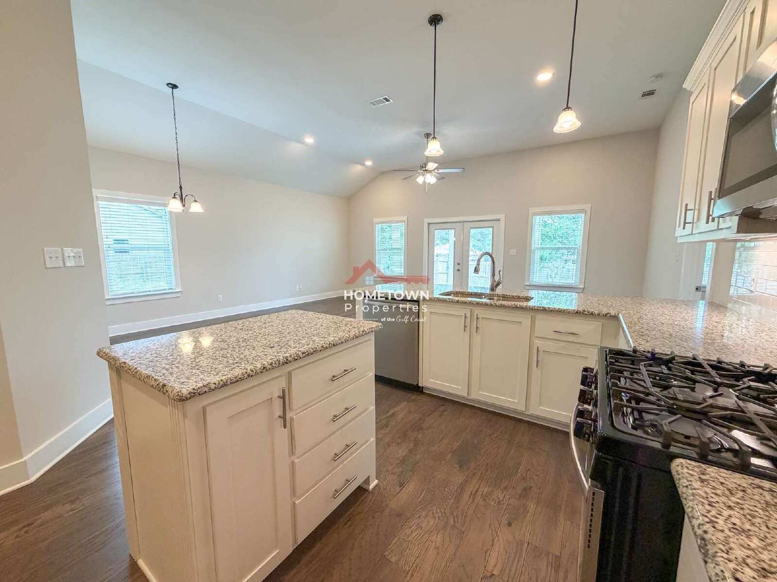 Charming 3-Bedroom Retreat with 2 Full Baths on 5841 Winifred Avenue, Pensacola – Spacious 1,720 Sq Ft Living Awaits! property image