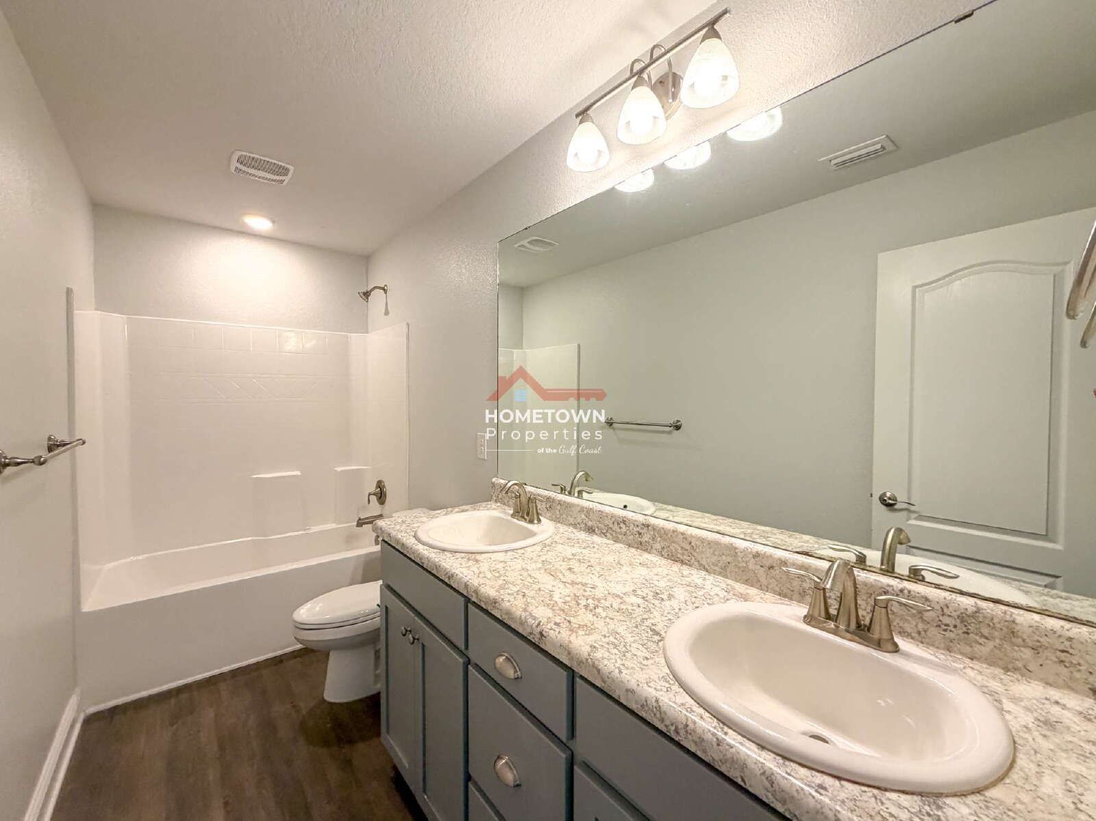 4 Bedroom Home in Cantonment Area property image