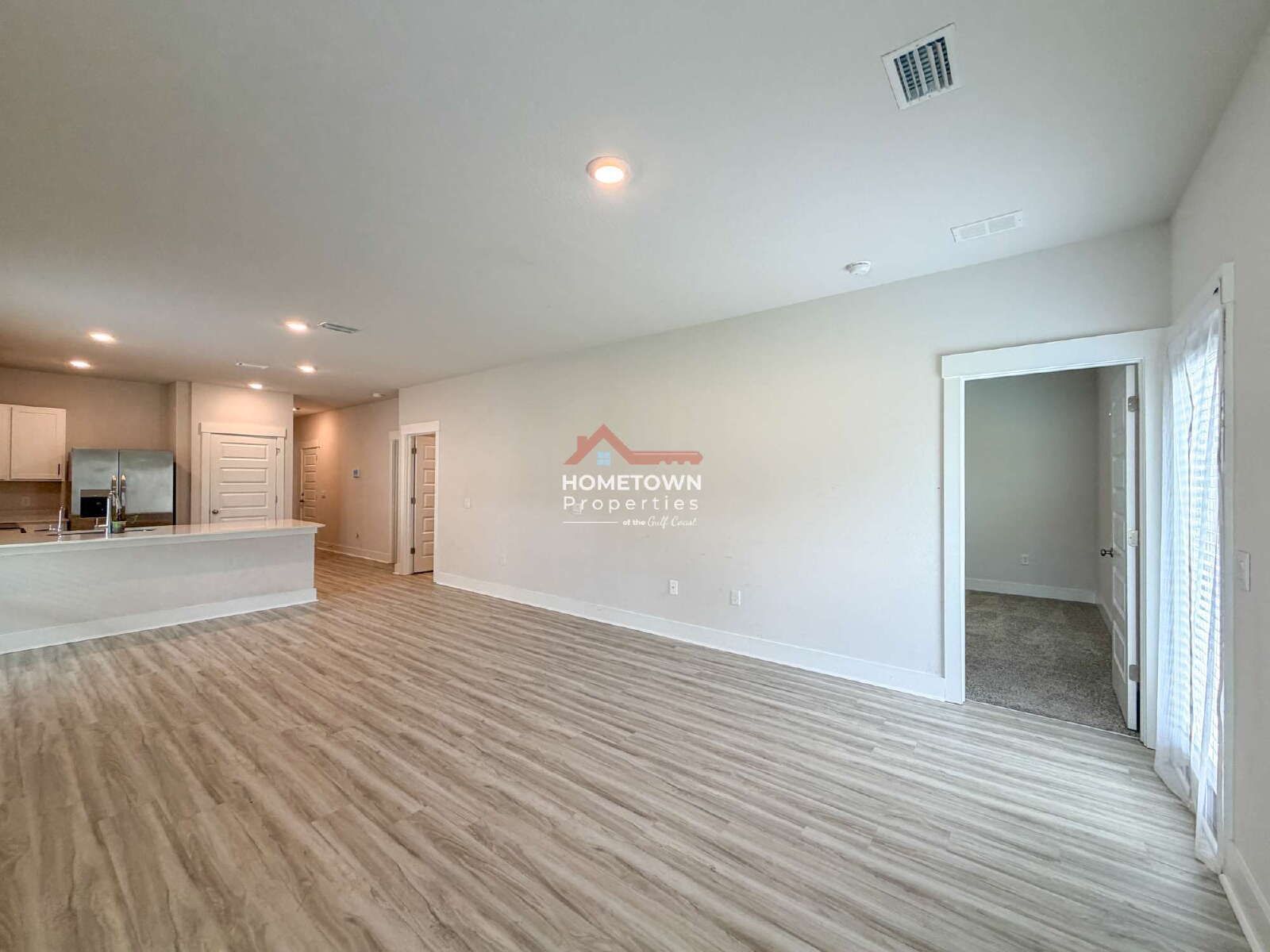 Charming 4-Bedroom Home at 9899 Starling Drive, Pensacola – Spacious Living with 2 Full Baths in 1581 Sq Ft! property image