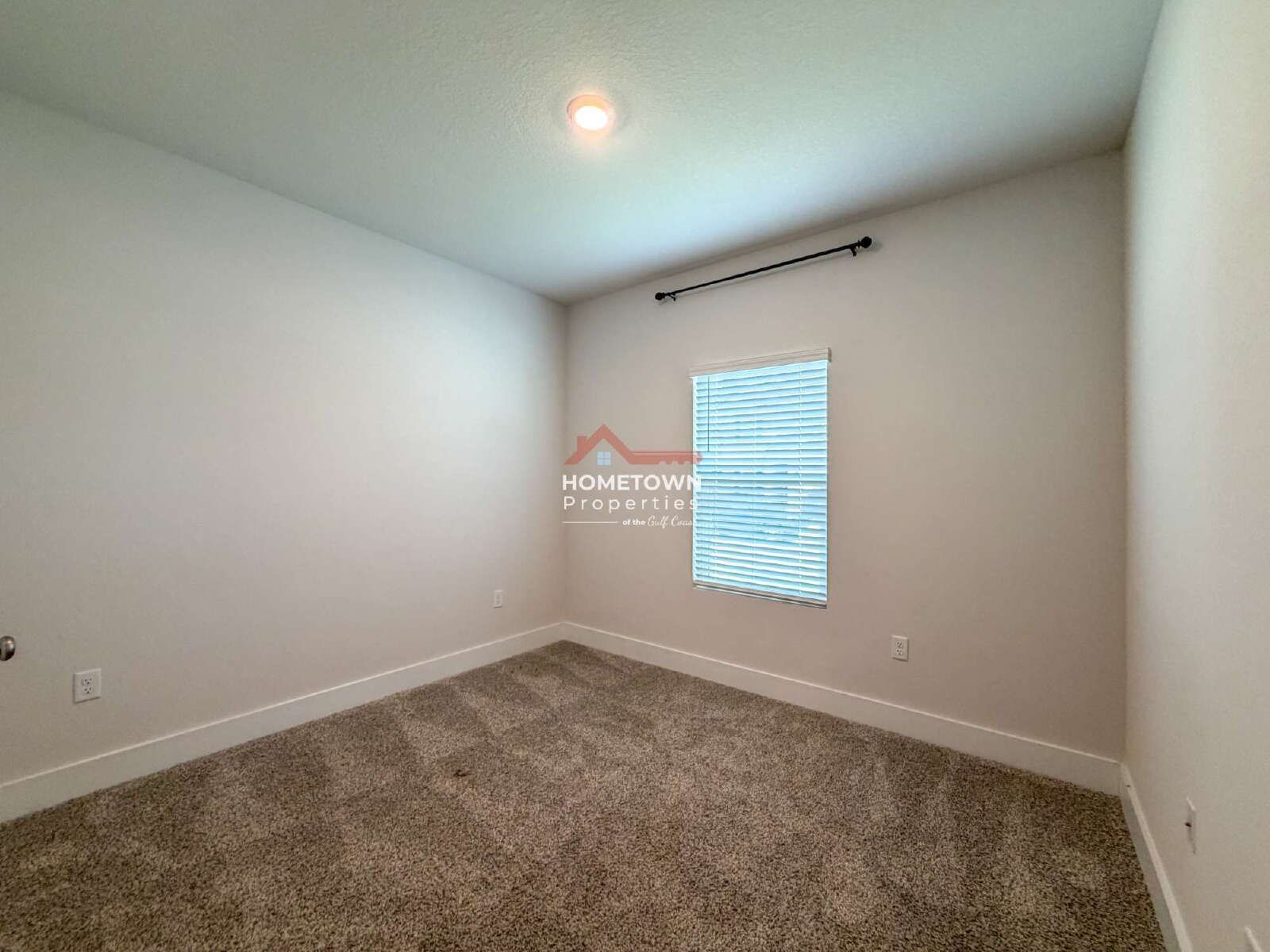 Charming 4-Bedroom Home at 9899 Starling Drive, Pensacola – Spacious Living with 2 Full Baths in 1581 Sq Ft! property image
