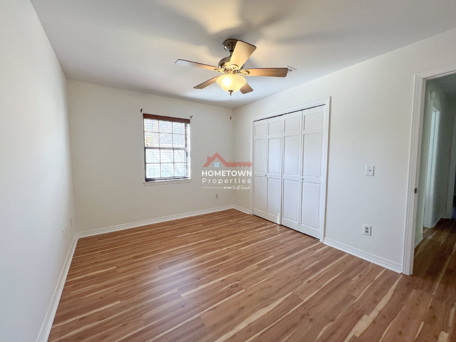 Expansive Three Bedroom Home with Office and Loft on Scenic Hwy property image