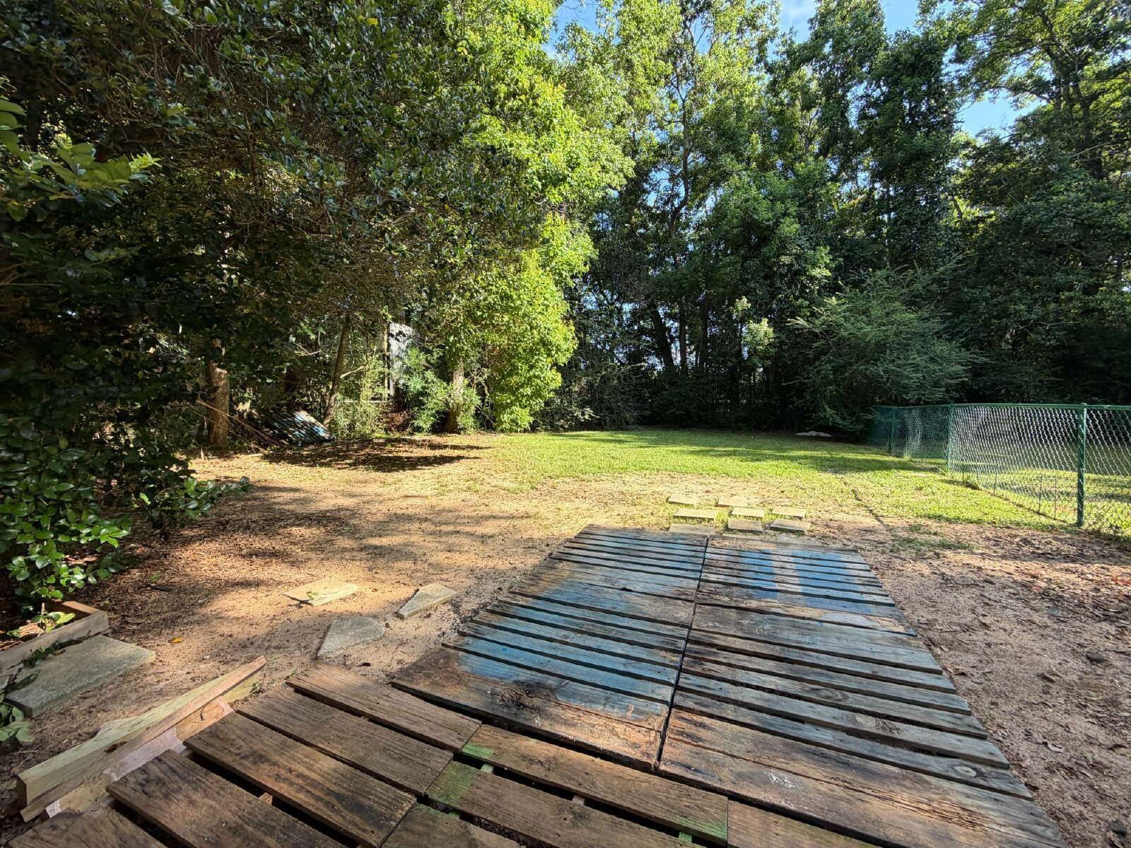 2 Bed Unit with Spacious Layout in Pensacola! property image
