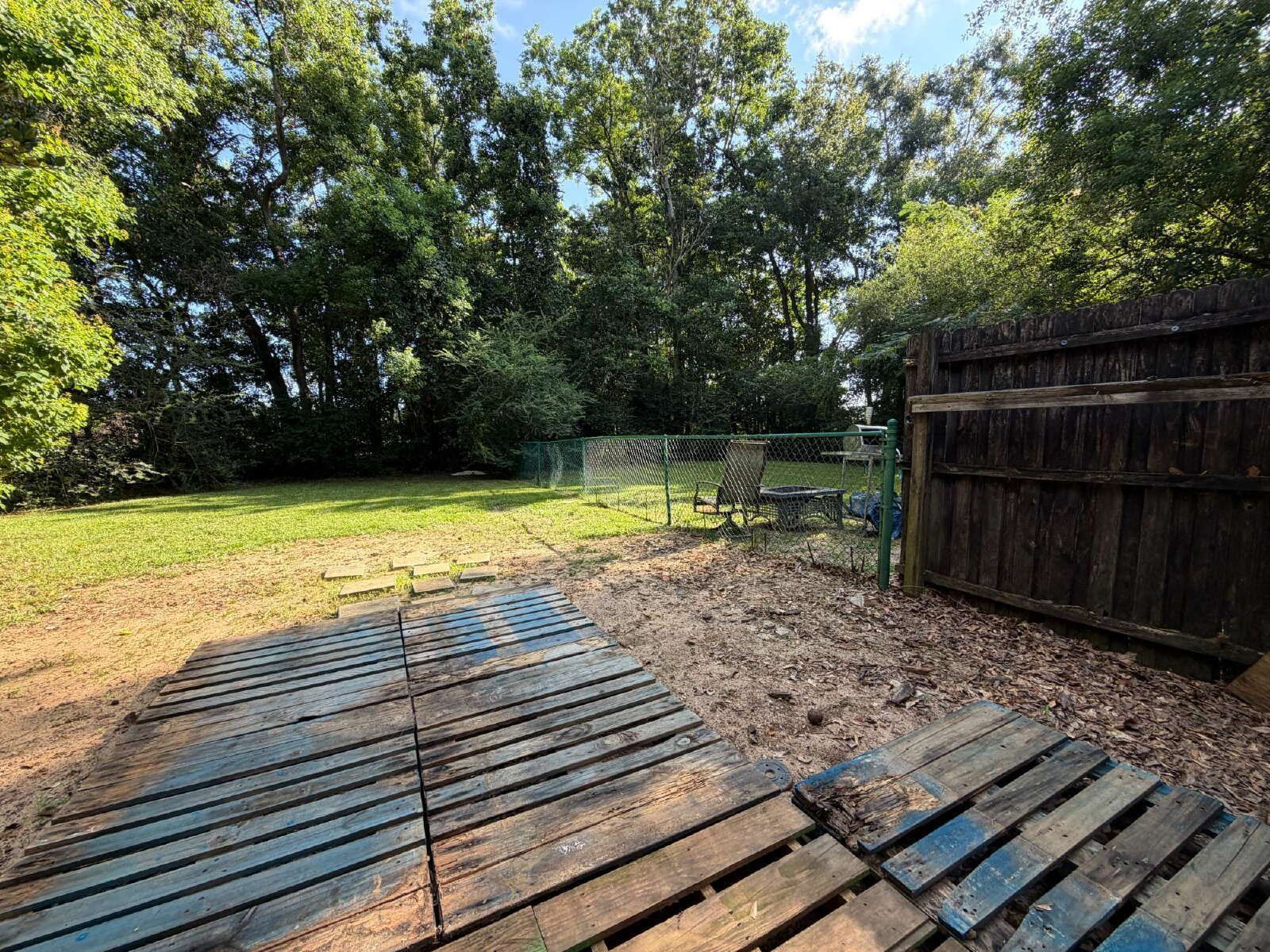 2 Bed Unit with Spacious Layout in Pensacola! property image