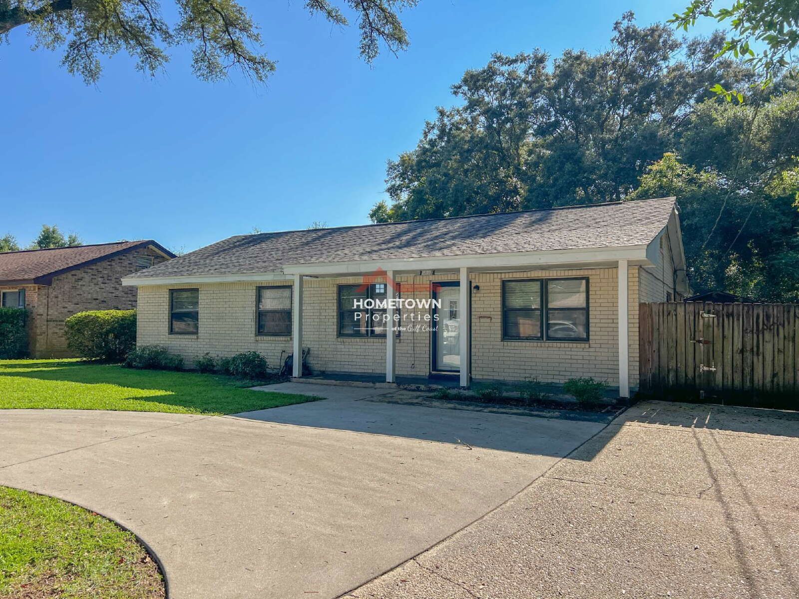 Charming 4-Bedroom Home with 2 Full Baths in Pensacola property image