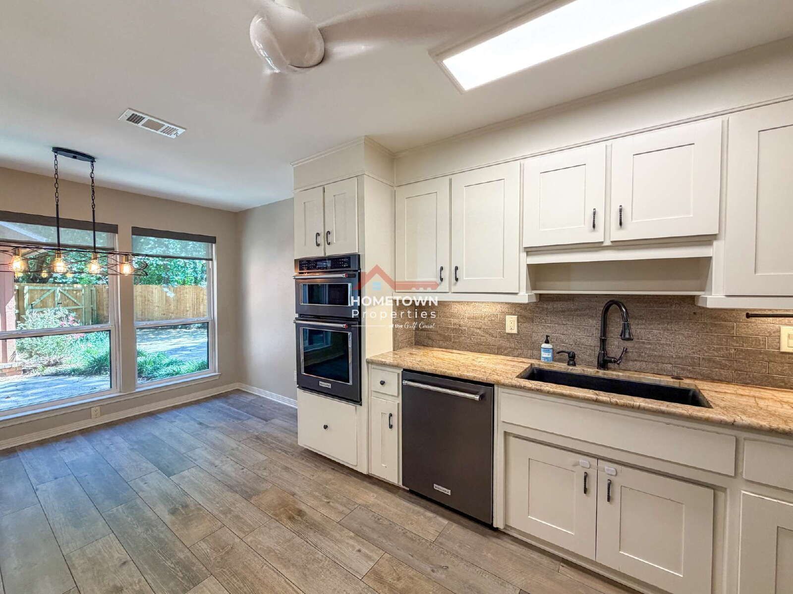 Charming 3-Bed, 2-Bath Retreat with 1,759 Sq Ft of Comfort in Pensacola! property image