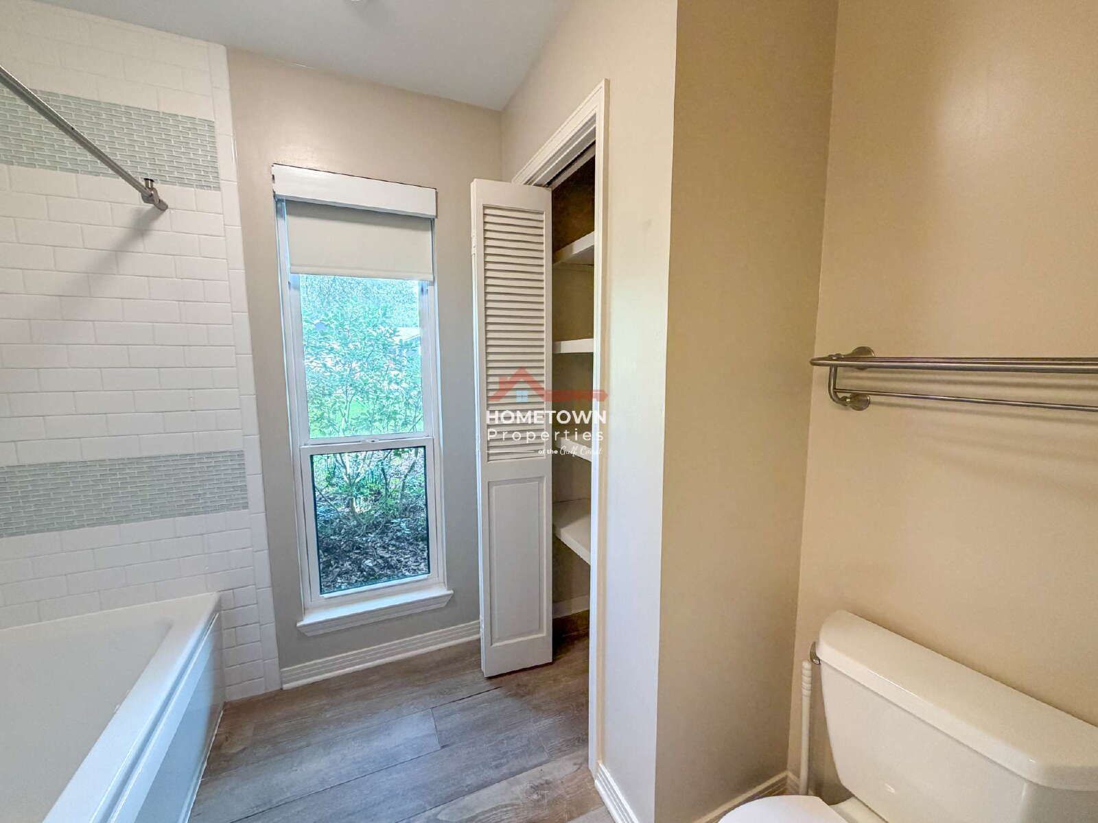 Charming 3-Bed, 2-Bath Retreat with 1,759 Sq Ft of Comfort in Pensacola! property image