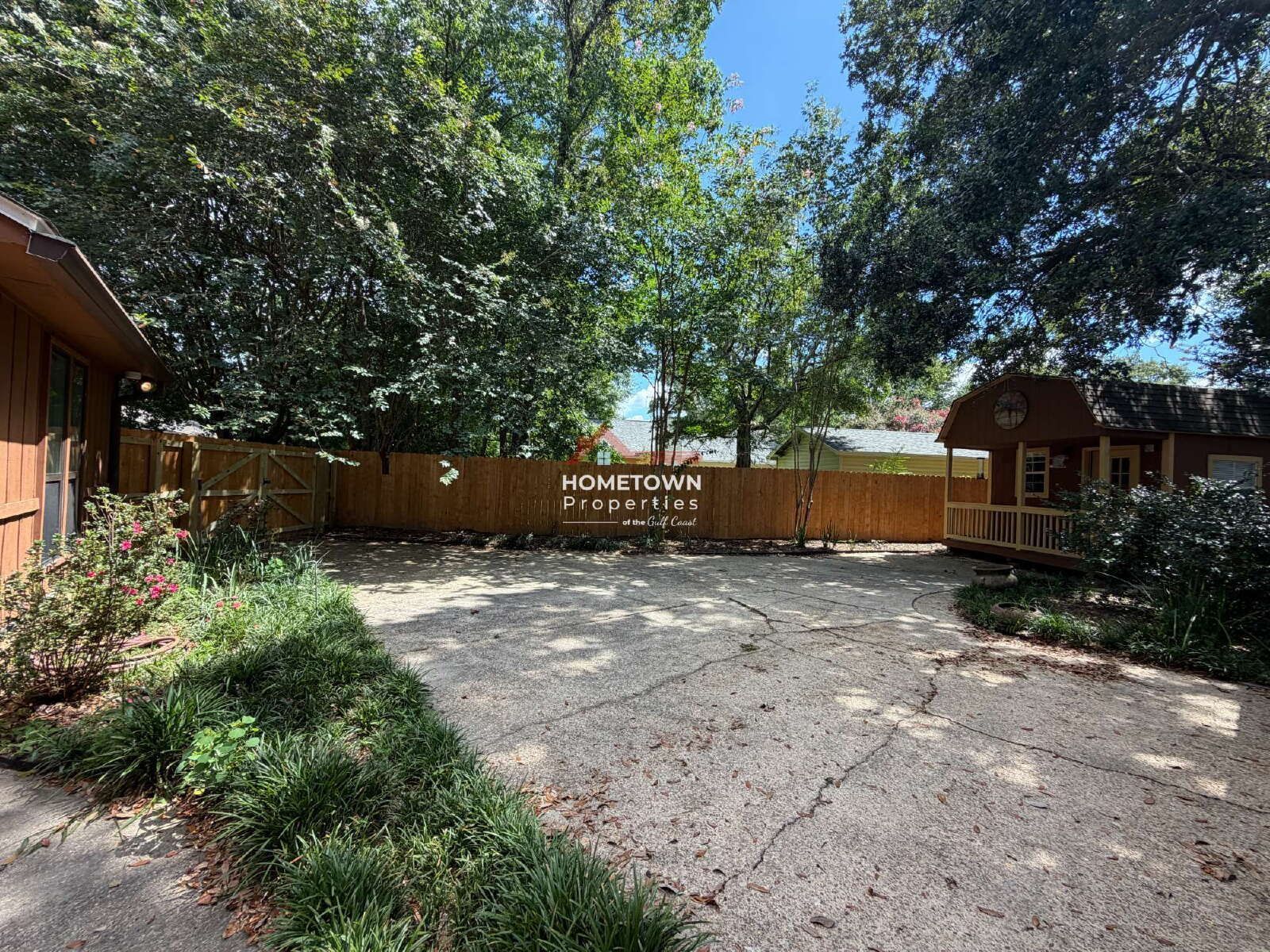 Charming 3-Bed, 2-Bath Retreat with 1,759 Sq Ft of Comfort in Pensacola! property image