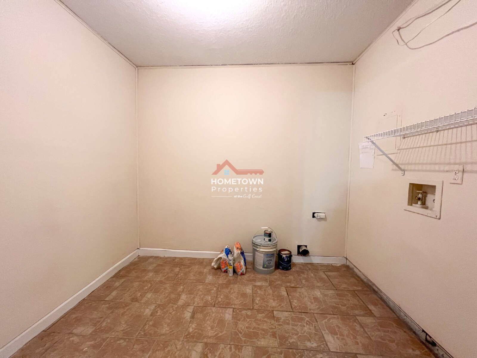 Charming 4-Bedroom Home with 2 Full Baths in Pensacola property image