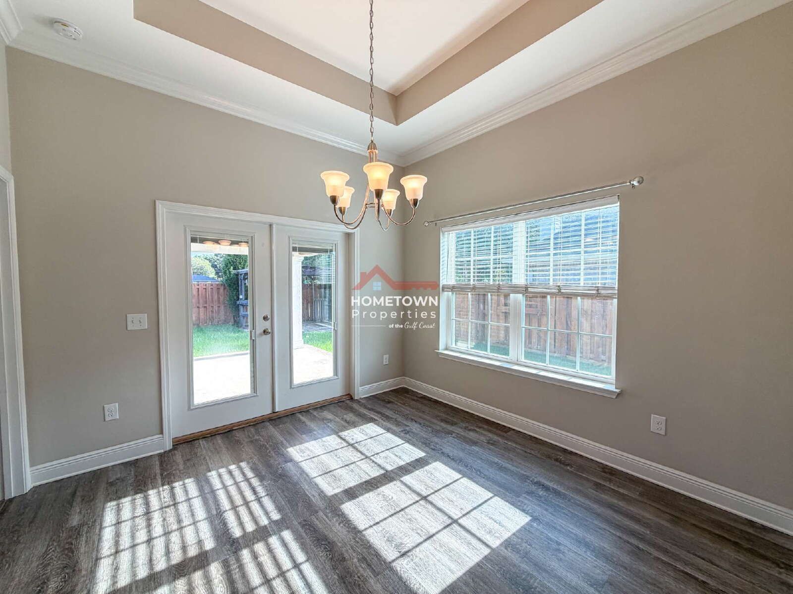 Charming 3-Bed Sanctuary with Bonus Room in Pensacola - 6109 Twenty One Oaks Drive property image