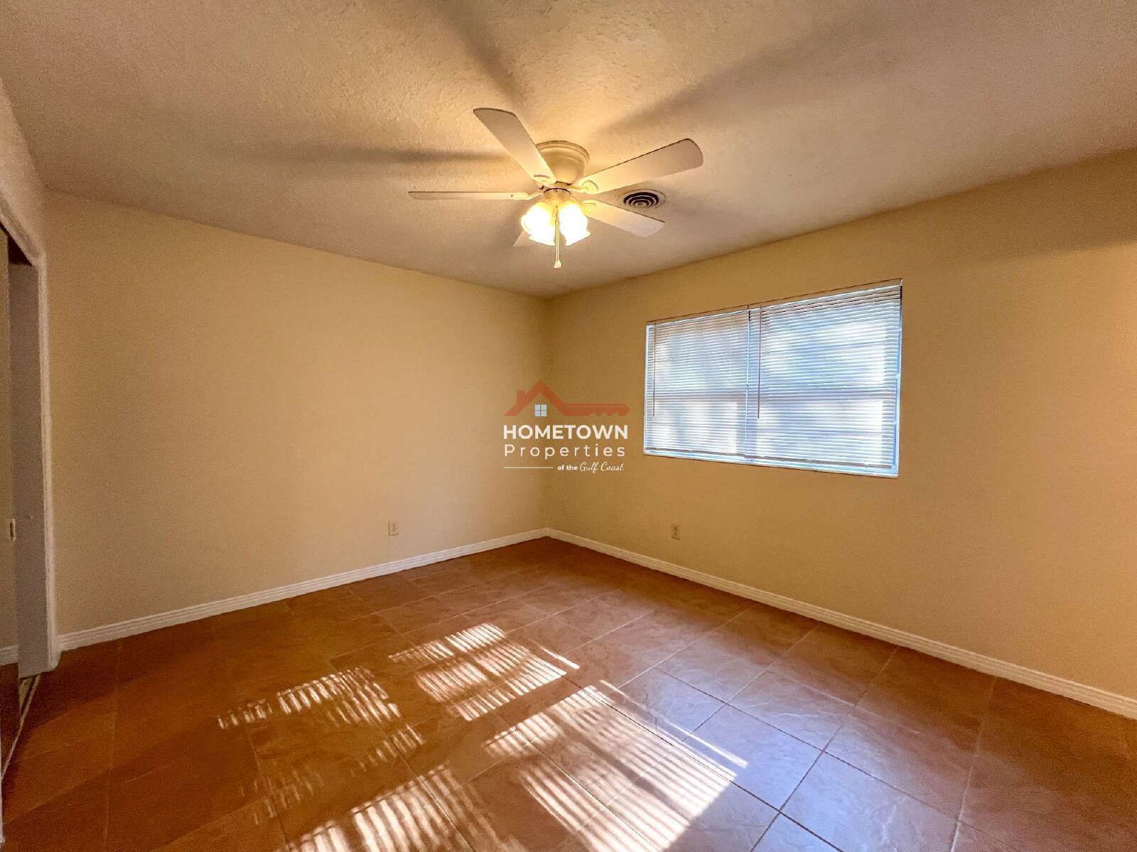 Charming 4-Bedroom Home with 2 Full Baths in Pensacola property image