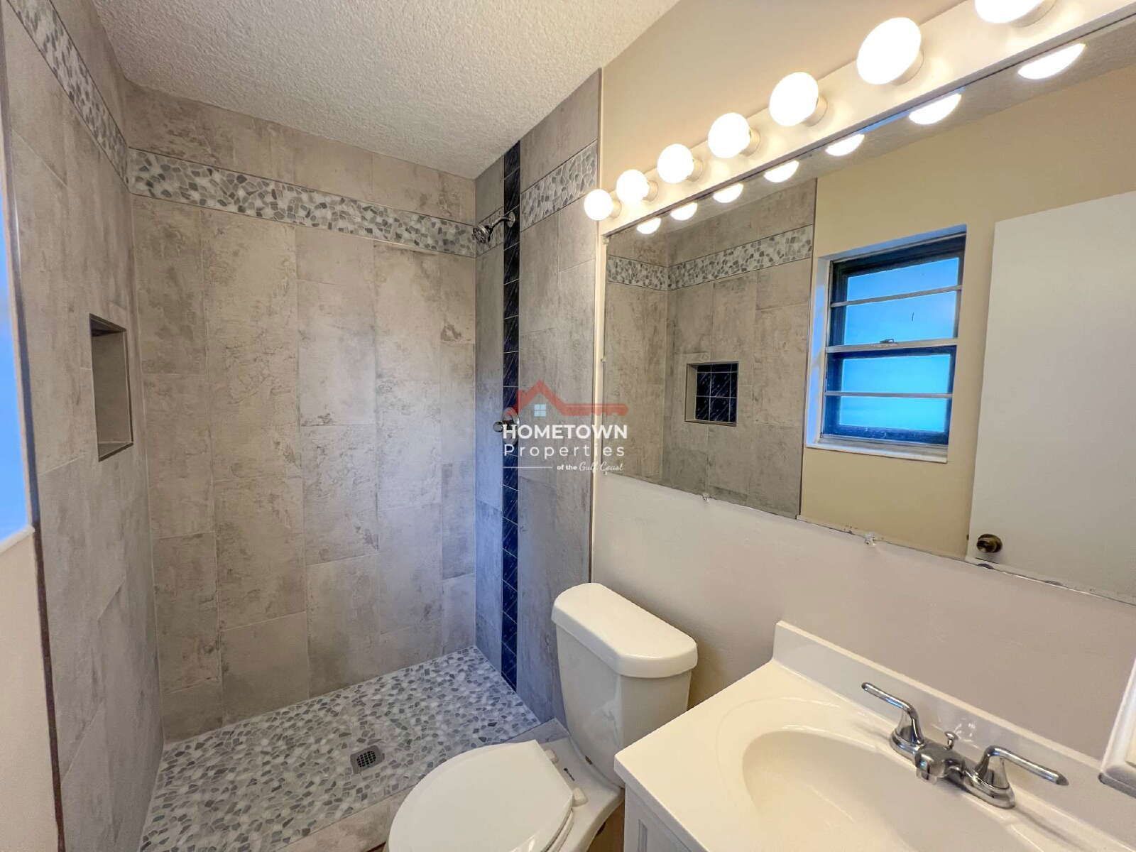 Charming 4-Bedroom Home with 2 Full Baths in Pensacola property image