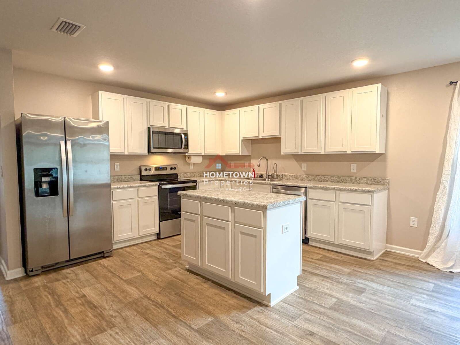 3 bedroom with office in Beulah! property image