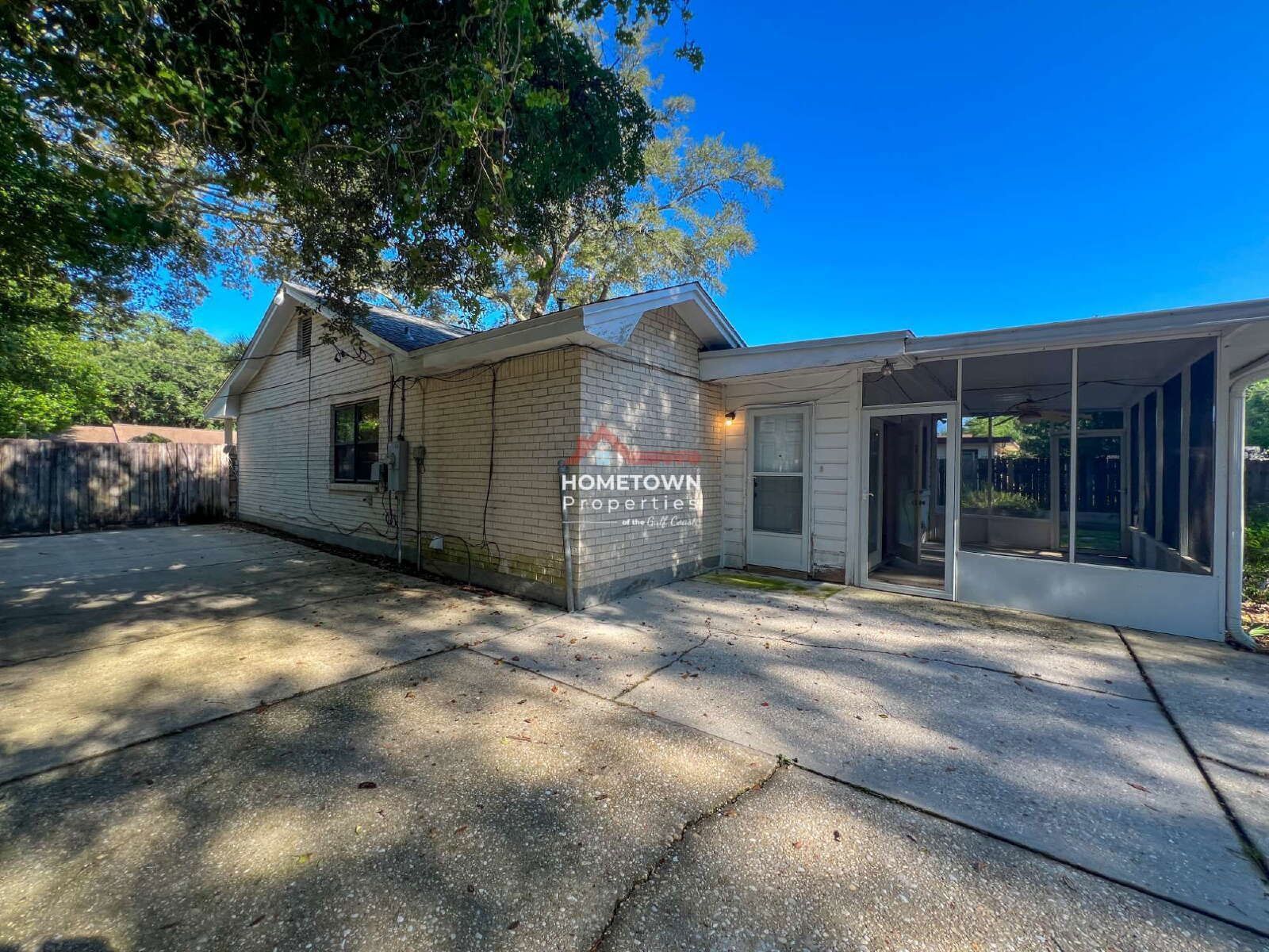Charming 4-Bedroom Home with 2 Full Baths in Pensacola property image