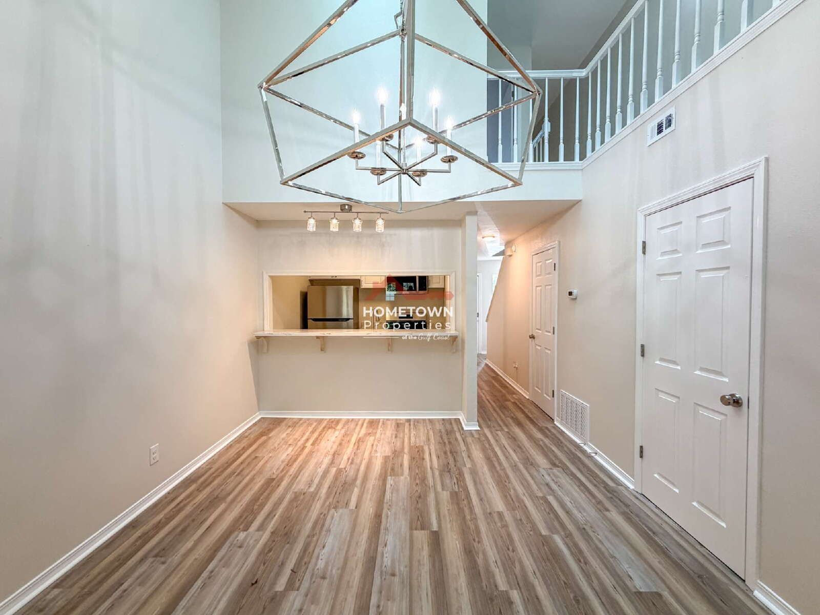 Charming 2-Bed Condo Oasis in Pensacola – 1.5 Baths & 1260 Sq Ft of Comfort at 4221 Brookside Drive! property image