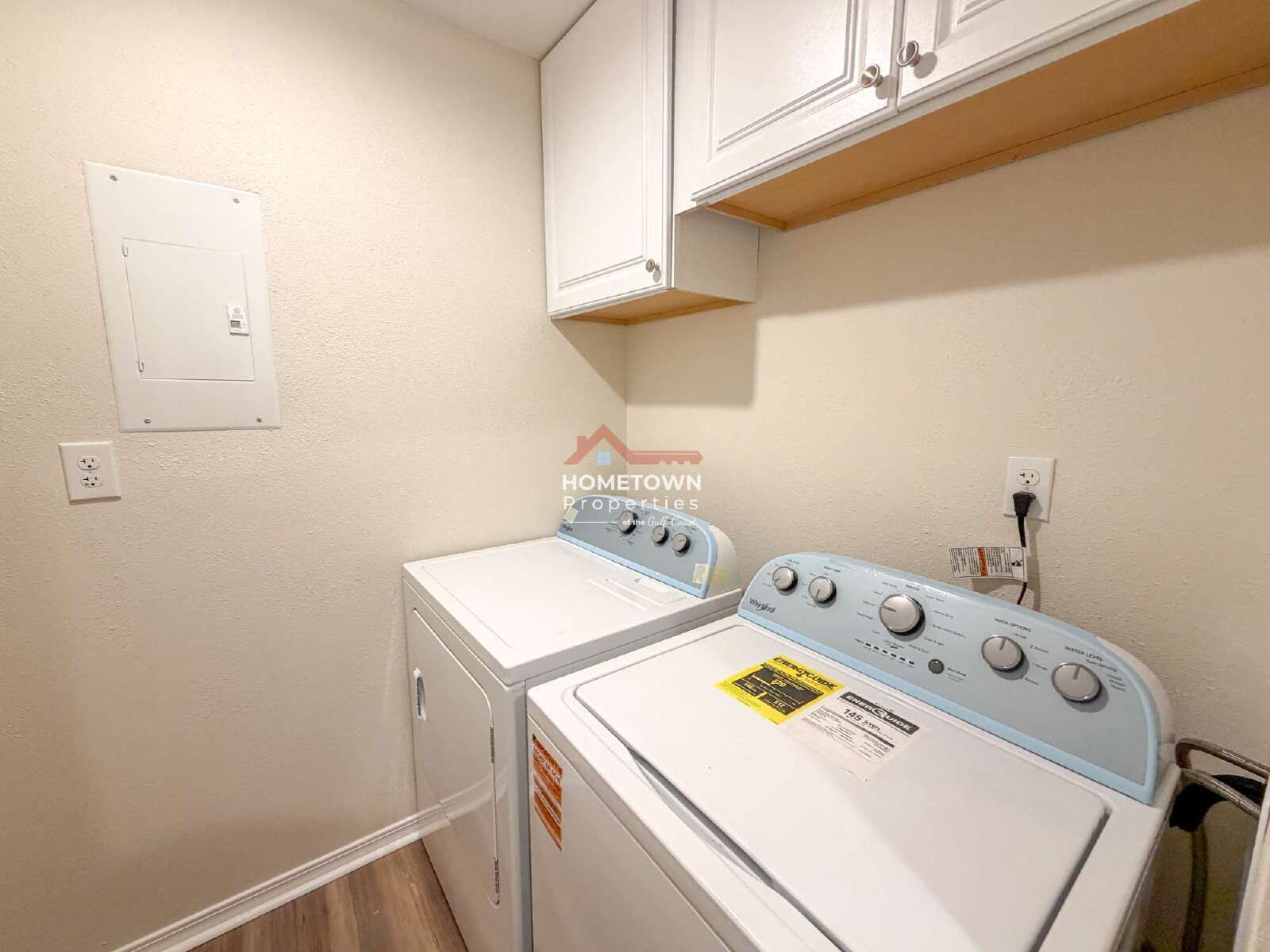 Charming 2-Bed Condo Oasis in Pensacola – 1.5 Baths & 1260 Sq Ft of Comfort at 4221 Brookside Drive! property image