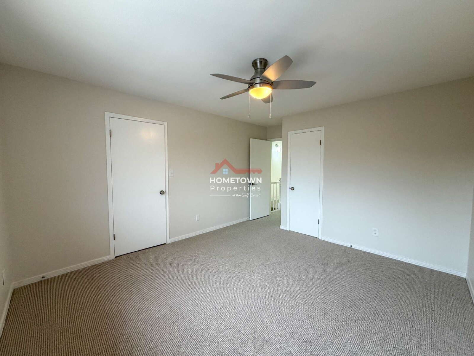 Charming 2-Bed Condo Oasis in Pensacola – 1.5 Baths & 1260 Sq Ft of Comfort at 4221 Brookside Drive! property image